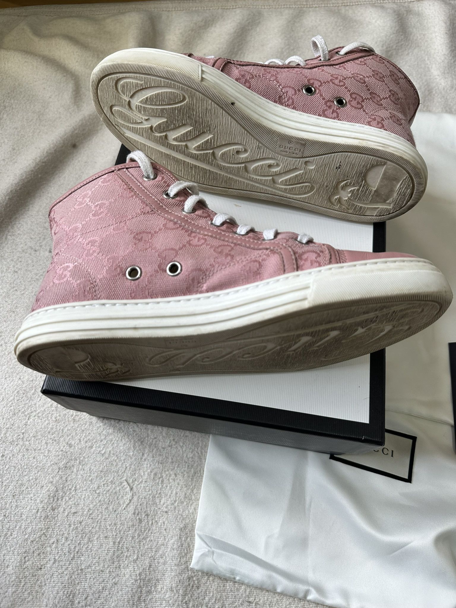 Gucci Gucci High-top Sneakers Pink Canvas and Leather Monogram Size US 6 / IT 36 - 10 Thumbnail