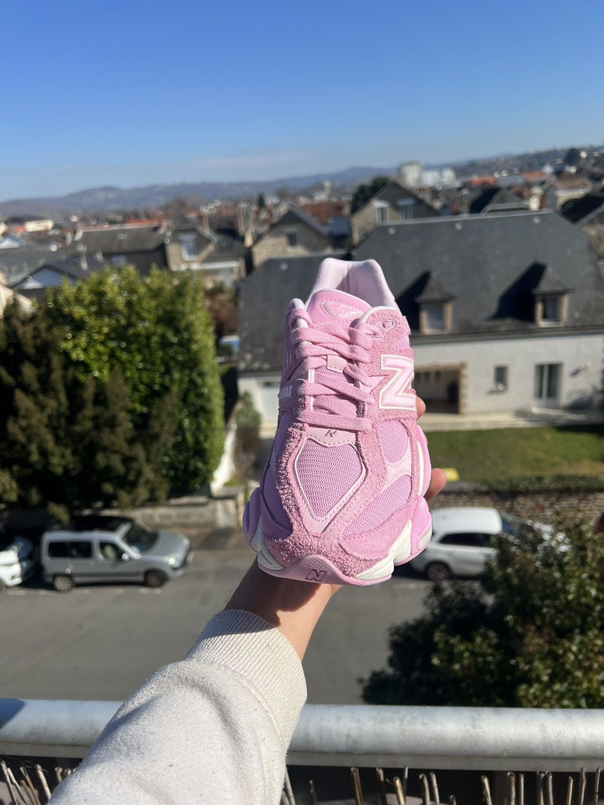 New Balance New Balance 9060 Pink Size US 5.5 / EU 38 - 3 Thumbnail