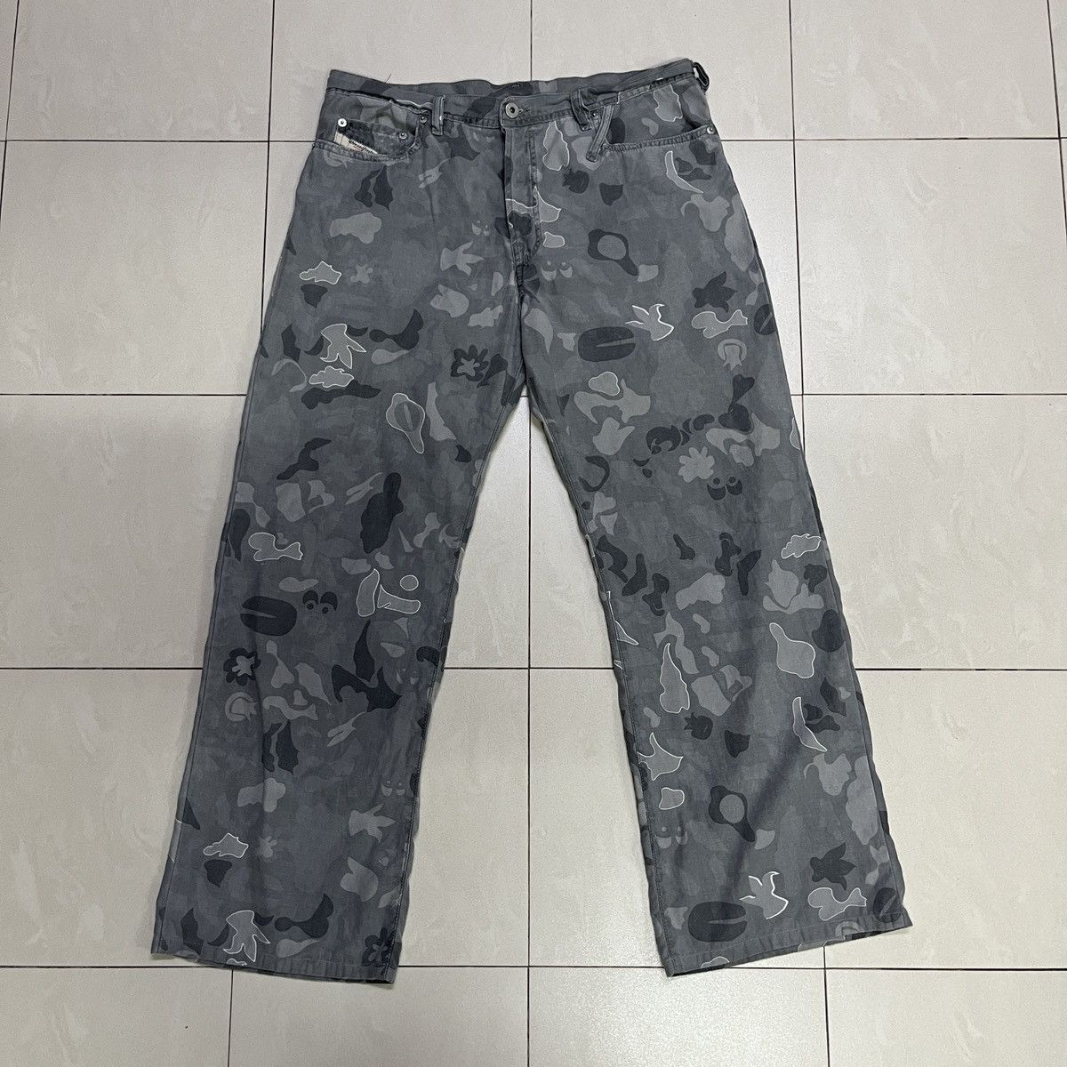 Diesel × Vintage Vintage Diesel Camouflage Baggy Pants Size US 32 / EU 48 - 2 Thumbnail