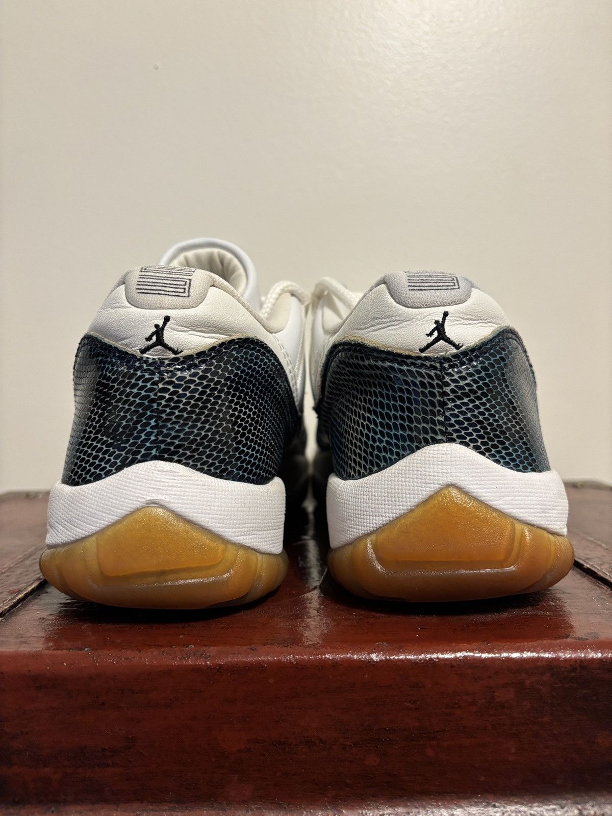Jordan Brand × Nike 2001 Air Jordan 11 Retro Low 'Snakeskin' Size US 9.5 / EU 42-43 - 8 Thumbnail