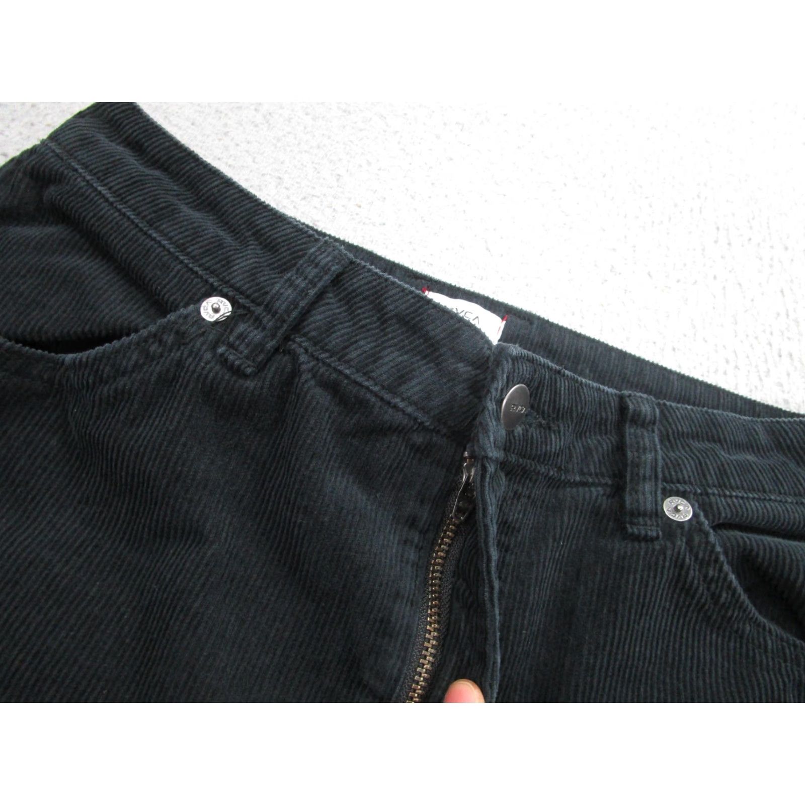 RVCA RVCA Pants Womens 27 Black Corduroy Straight Leg 5 Pocket Zip Fly Casual Surf Size 27" / US 4 / IT 40 - 7 Thumbnail