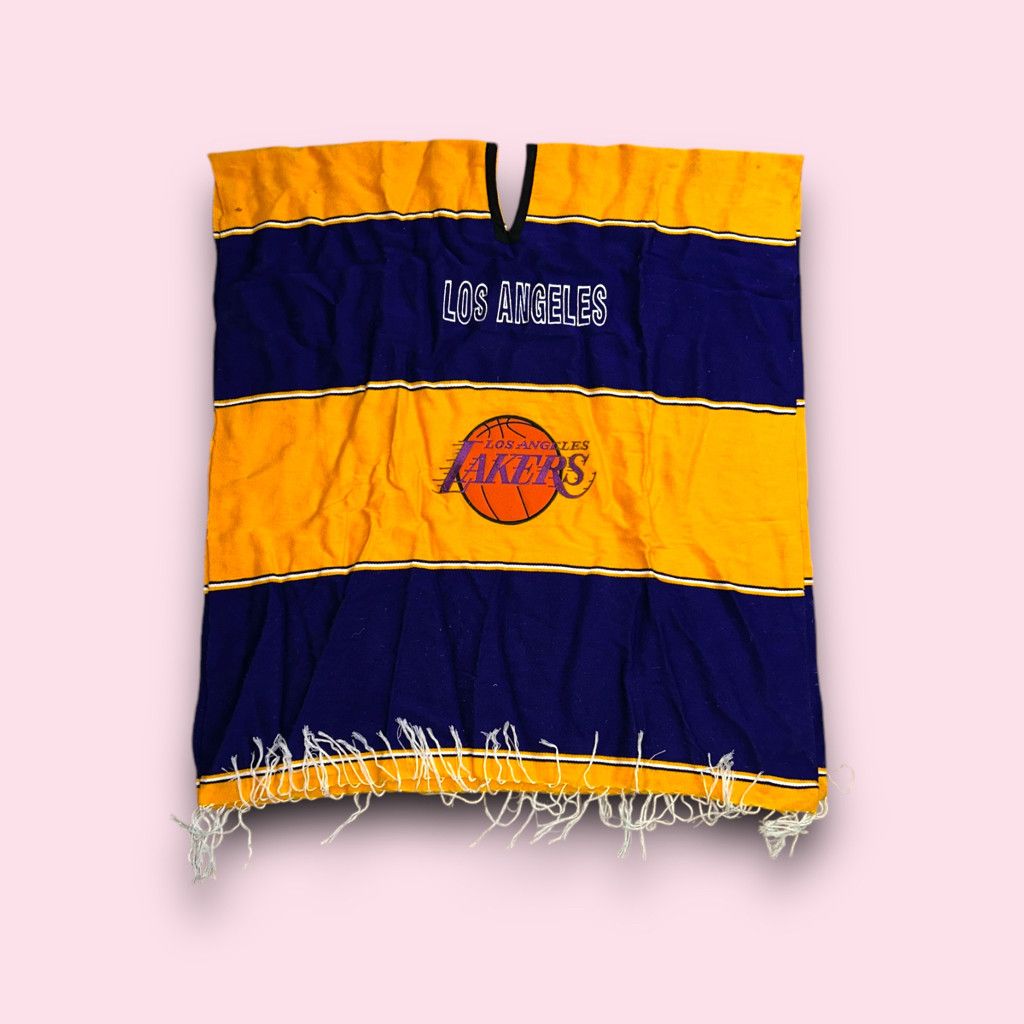 Other Vintage LA Lakers poncho Size US XL / EU 56 / 4 - 1 Thumbnail