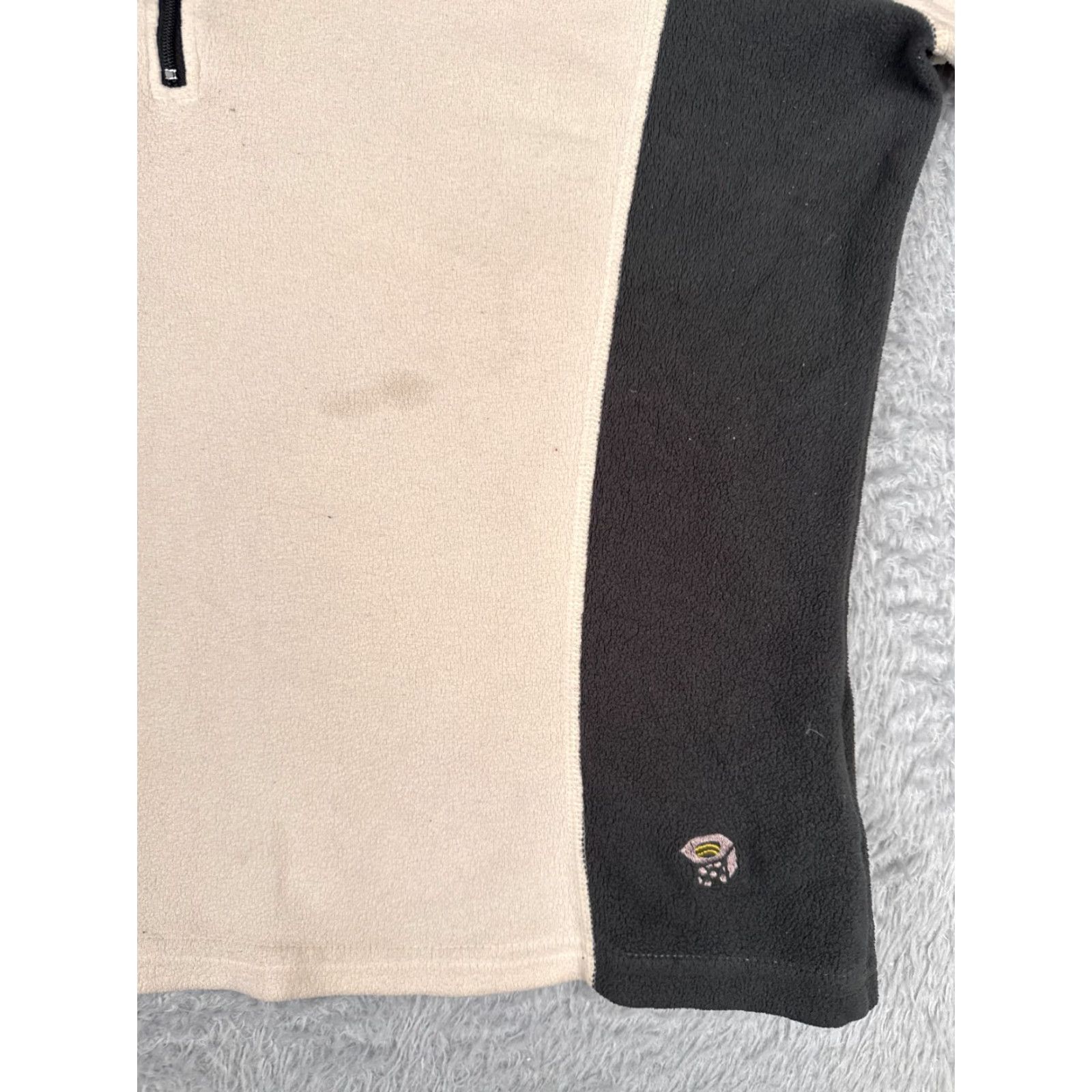 Mountain Hardwear Mountain Hardwear Sweatshirt Womens Medium Beige Black 1/4 Zip Polyester Fleece Size M / US 6-8 / IT 42-44 - 6 Thumbnail