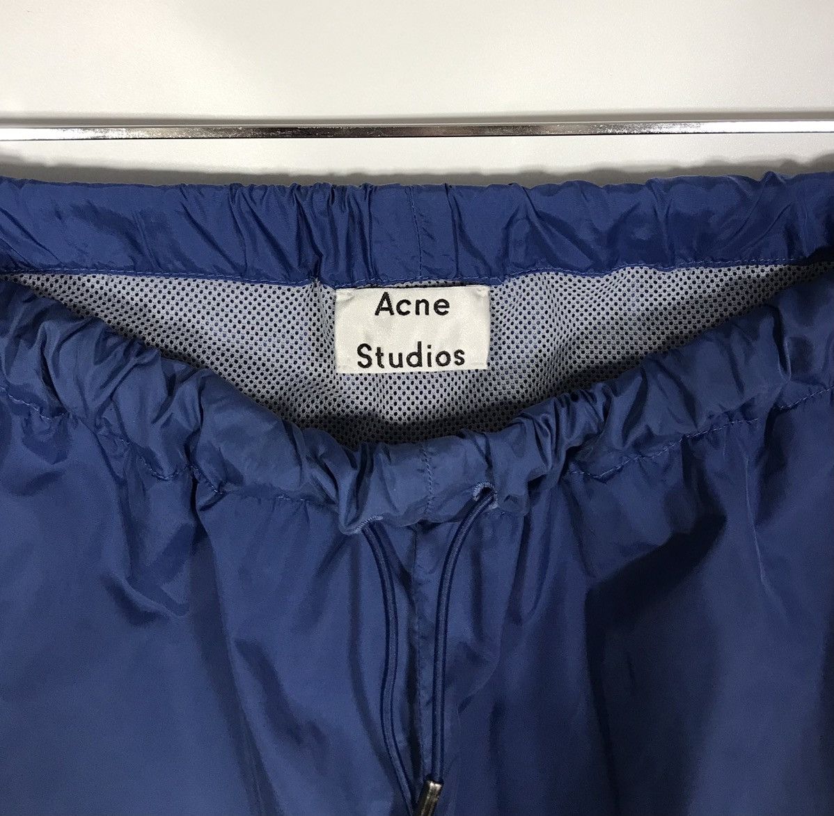 Acne Studios Acne Studios Nylon Face Logo Shorts Size US 30 / EU 46 - 7 Thumbnail