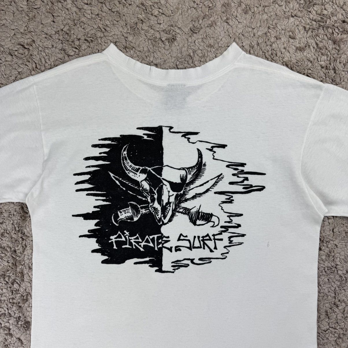 Vintage Vintage Distress Pirate Surf T-shirt Size US M / EU 48-50 / 2 - 5 Thumbnail