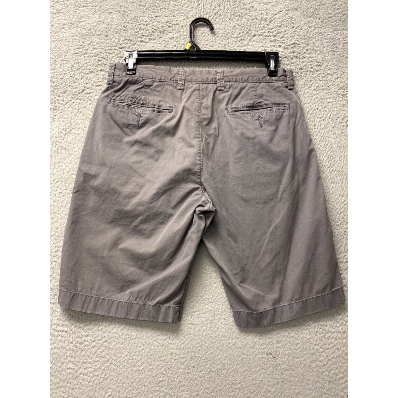 J.Crew J.Crew Shorts Bermuda Mens 32 Gray Mid Rise Zip Fly Cotton Chino Pockets 10.5in Inseam Mens Size US 32 / EU 48 - 7 Thumbnail