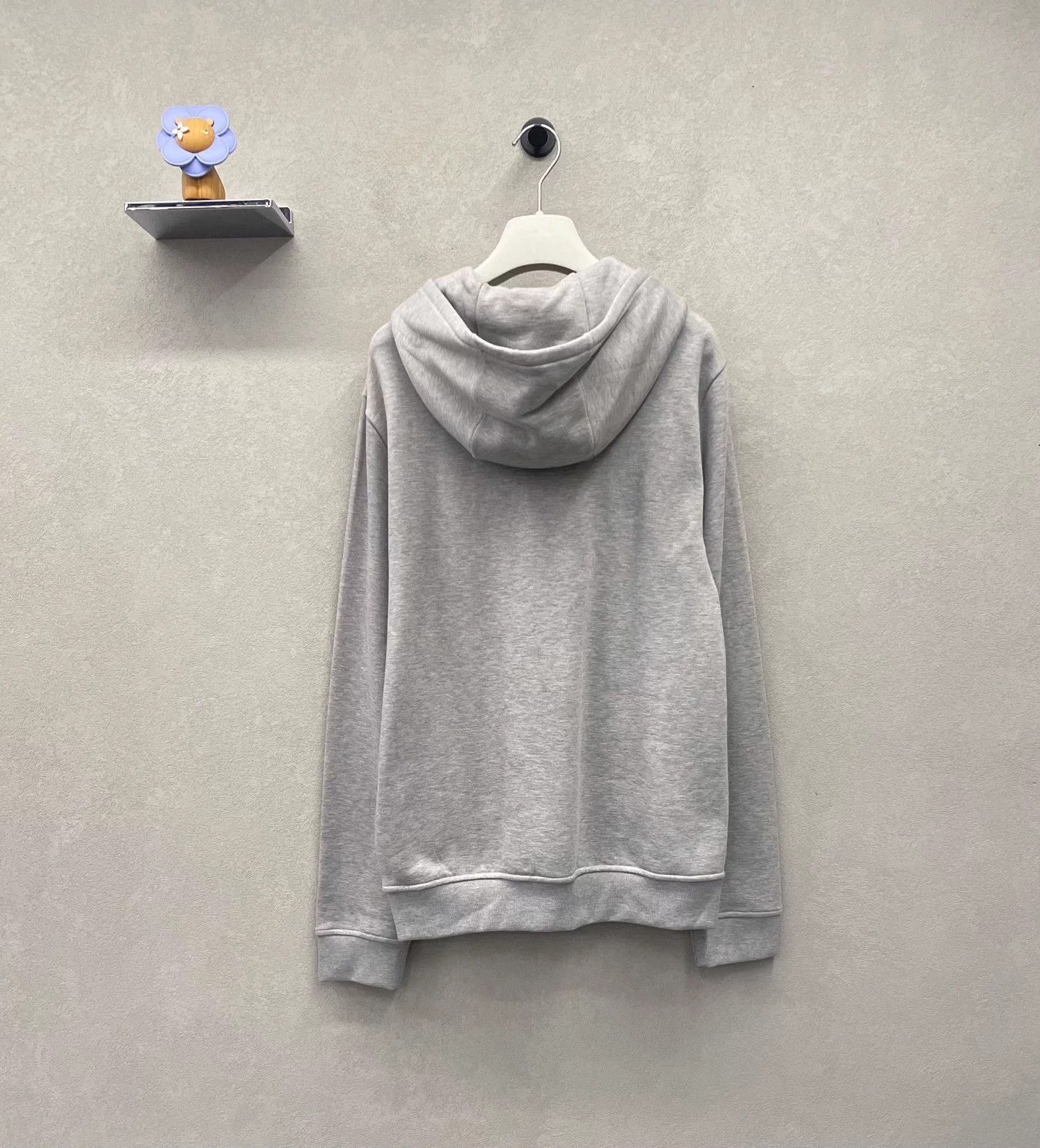 Hermes HERMES Horsehead Print Light Gray Sweatshirt M Size US M / EU 48-50 / 2 - 2 Thumbnail