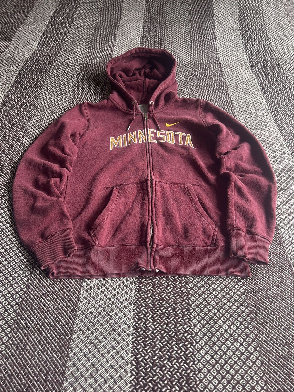 Nike × Vintage Vintage Nike Minnesota Streetwear Style Y2K Zip Up Hoodies Size S / US 4 / IT 40 - 3 Thumbnail