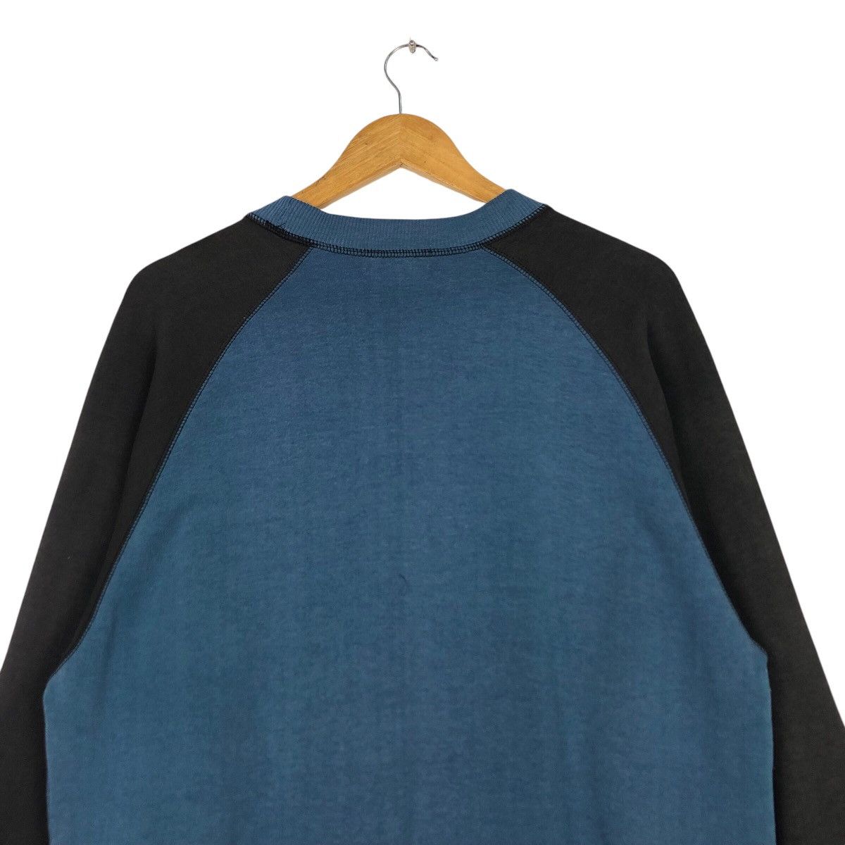 Designer × Japanese Brand × Vintage Vintage Valentino Christy Sweatshirt 90s Designer Large #A1 Size US L / EU 52-54 / 3 - 7 Thumbnail