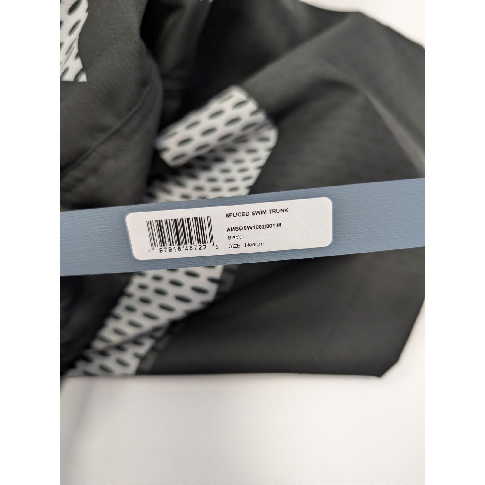 Amiri o1rshd1 Q:2 / Spliced Swim Trunk Shorts in Black Size US 32 / EU 48 - 22 Thumbnail
