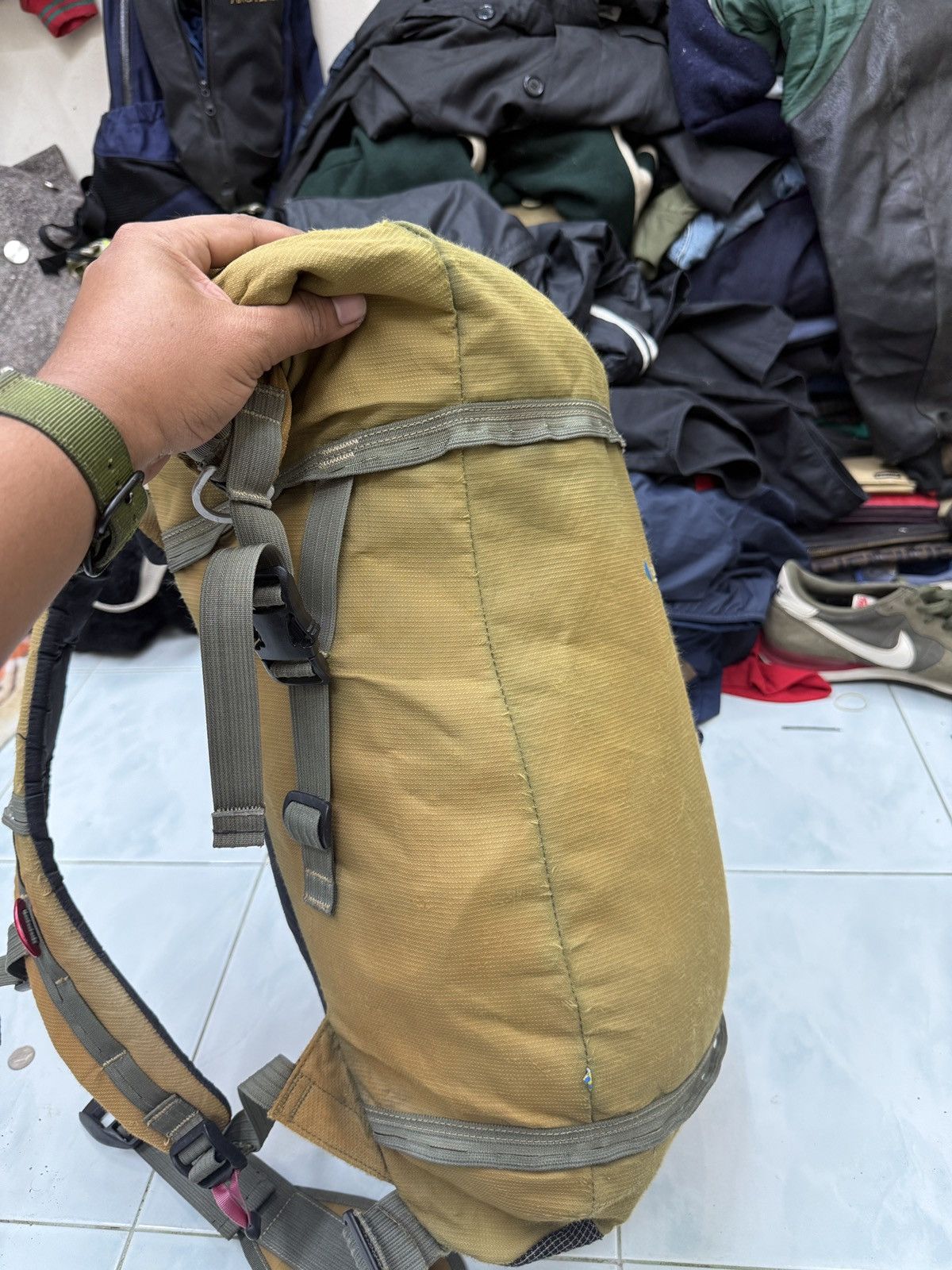 Klattermusen 🔥🔥🔥ARCHIVE KLATTERMUSEN RATATOSK 30 BAGPACK Size ONE SIZE - 10 Thumbnail