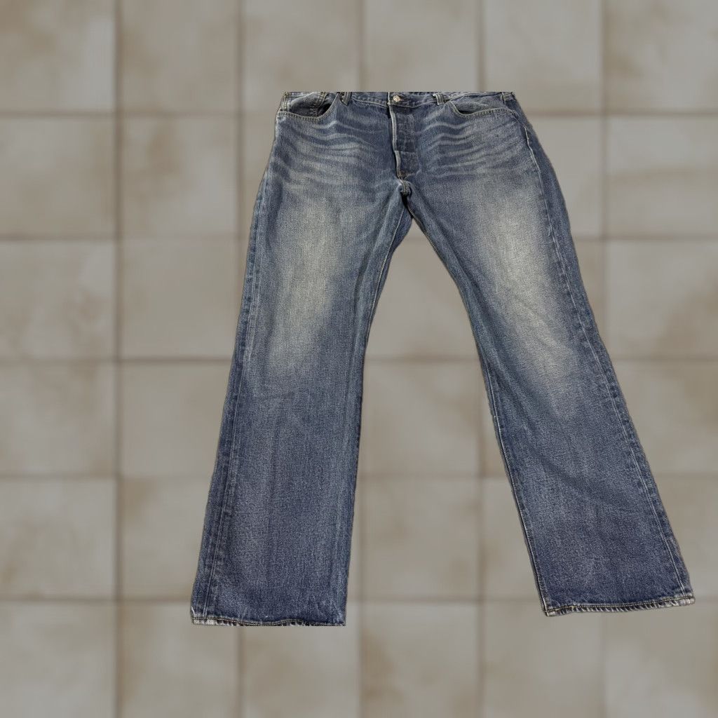 Levi's Levi's 501 Jeans Mens 40x32 Blue Medium Wash Denim Button Fly Straight Leg 5-Pocket Regular Fit Pants Size US 40 / EU 56 - 1 Thumbnail