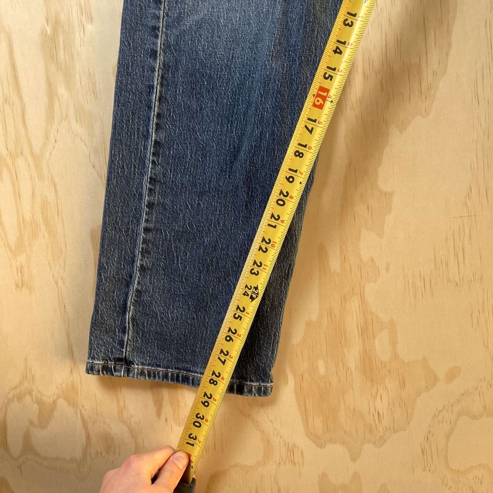 Levi's Levis 505 Jeans Mens 36x30 Medium Wash Blue Denim Regular Fit Straight Casual Jeans Size US 36 / EU 52 - 5 Thumbnail
