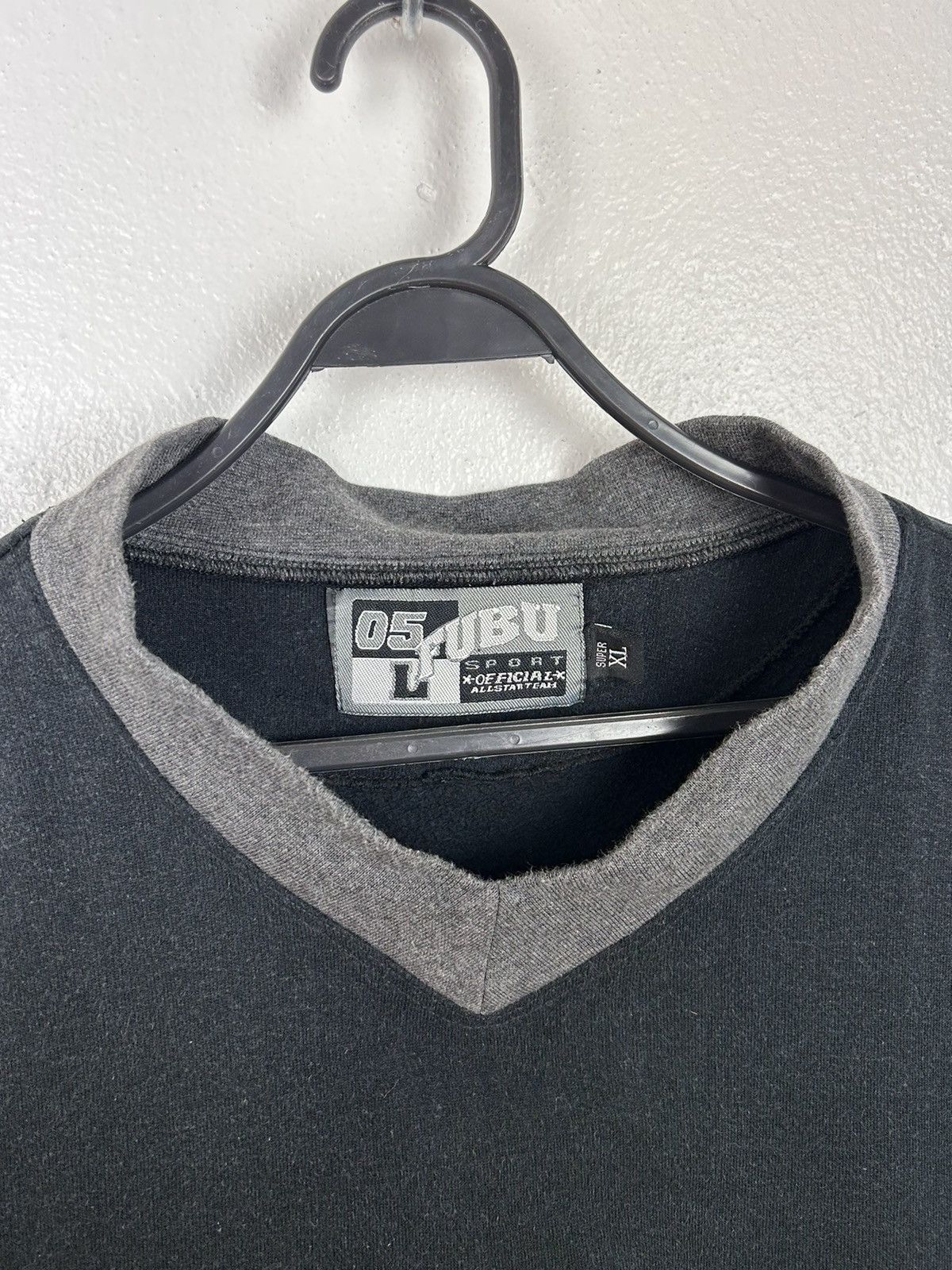 Fubu 90s Vintage Fubu Embroidered Logo Sweatshirt Crewneck Size US XL / EU 56 / 4 - 5 Thumbnail
