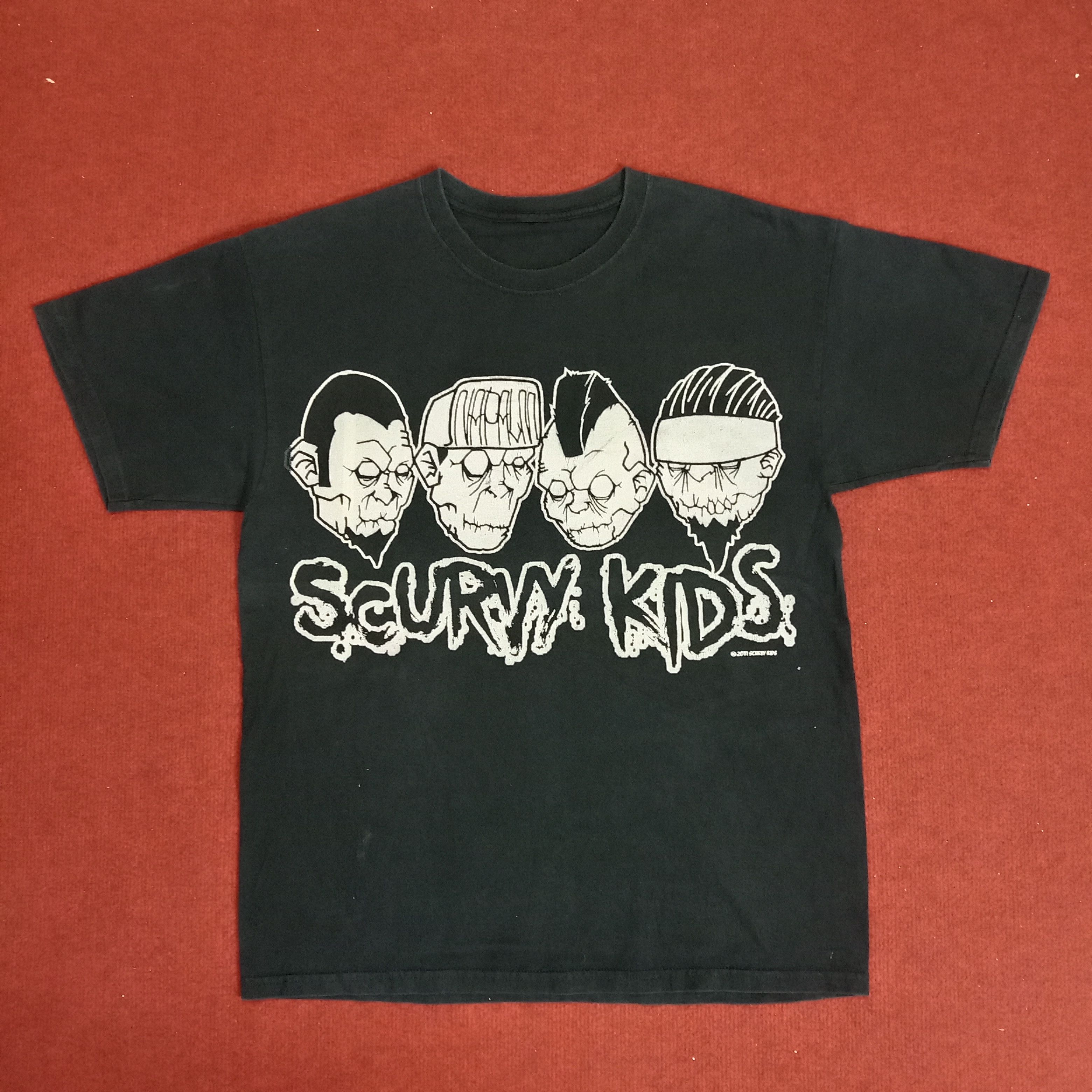 Vintage Scurvy Kids Japanese Band Cartoon Design Style Tshirt Size US L / EU 52-54 / 3 - 1 Thumbnail