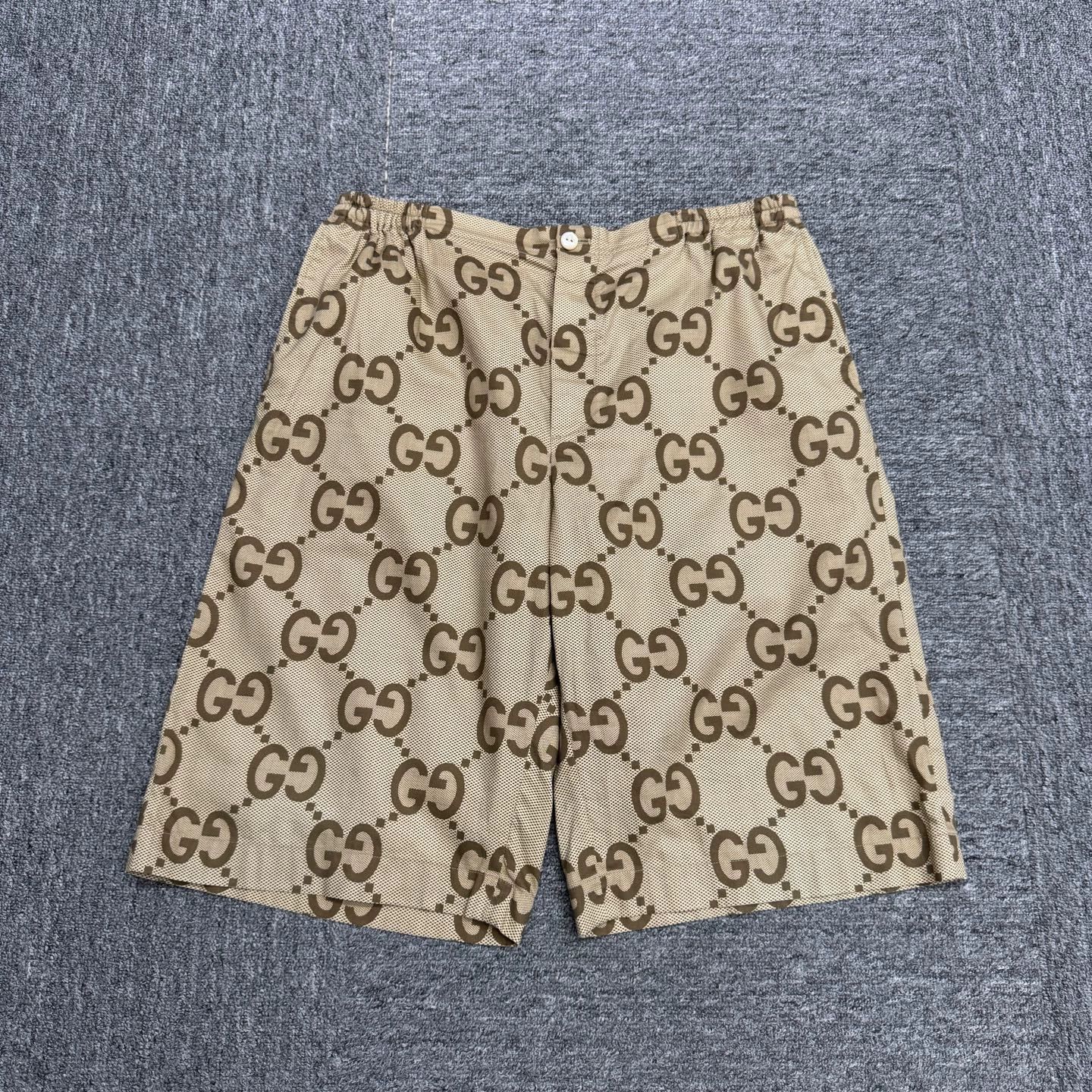 Gucci Gucci GG Allover Embroidered Pineapple Shorts Size 48 Size US 32 / EU 48 - 1 Thumbnail