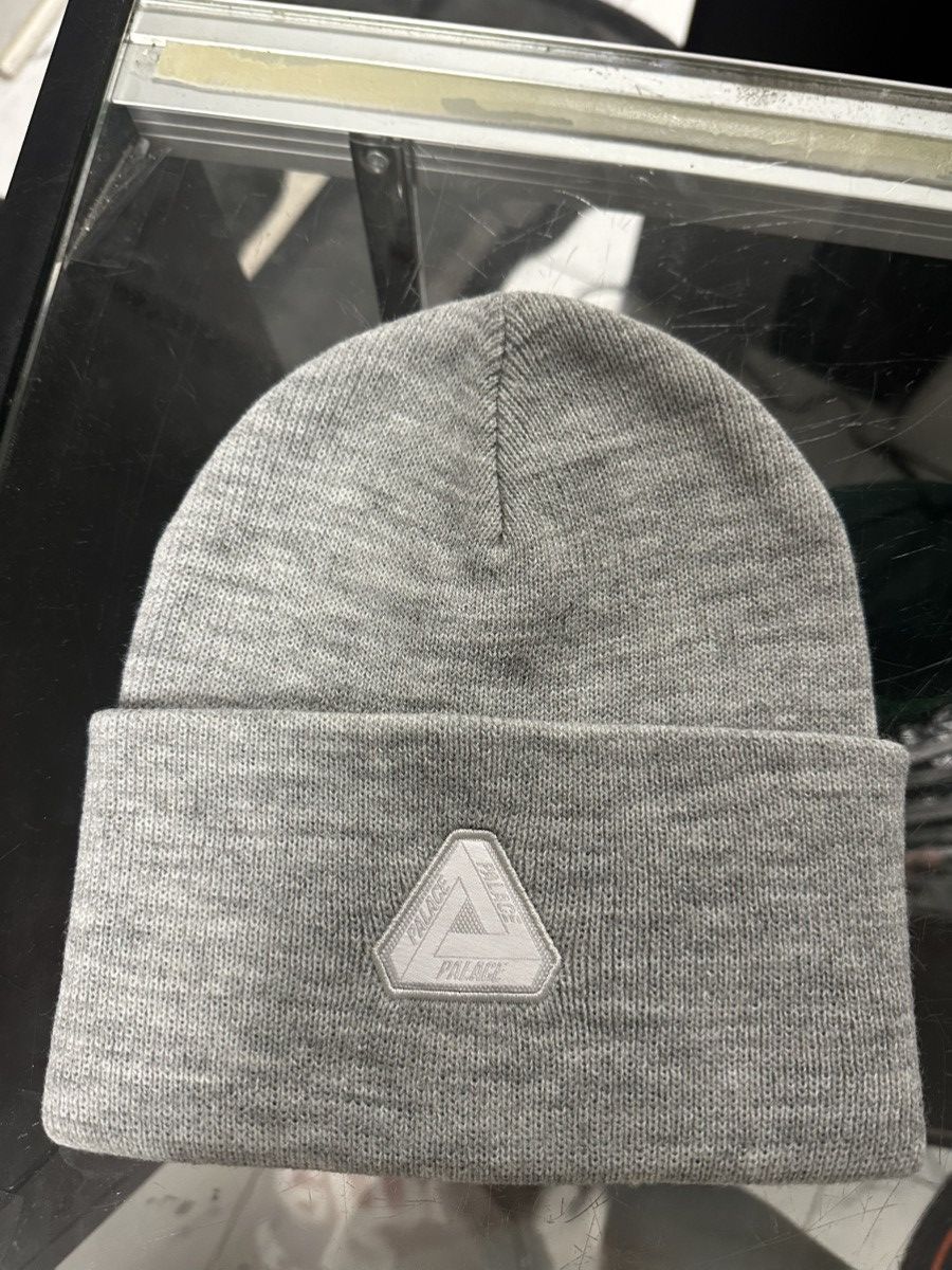 Palace Palace Logo Beanie (Gray) Size ONE SIZE - 1 Thumbnail