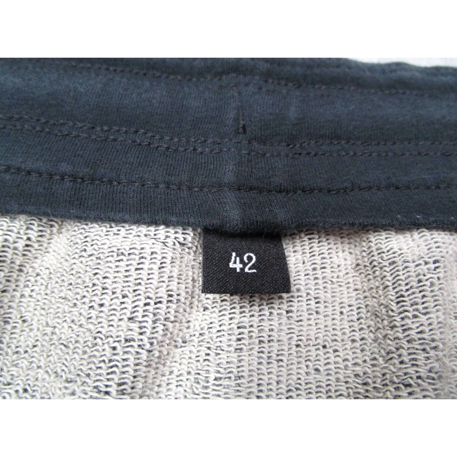 Vintage PUBLIC REC Mens Gray Fleece Shorts 44 Pima Cotton Blend Drawstring Pockets 8" Inseam Summer Beach City Travel Casual Workwear Size US 44 / EU 60 - 3 Thumbnail