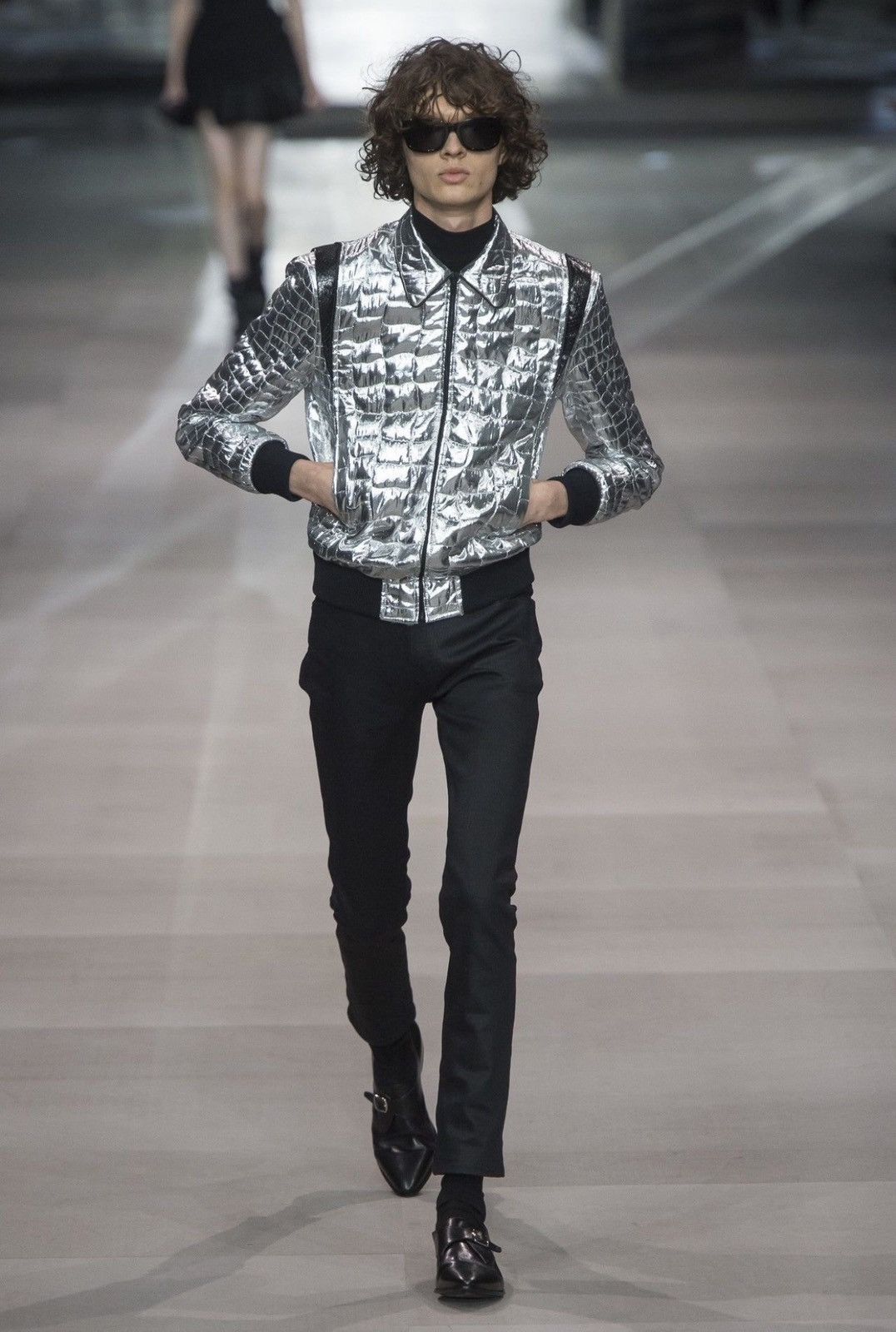Celine × Hedi Slimane S/S19 Runway Python Skin Trimmed Silver Teddy Bomber Jacket Size US S / EU 44-46 / 1 - 1 Thumbnail