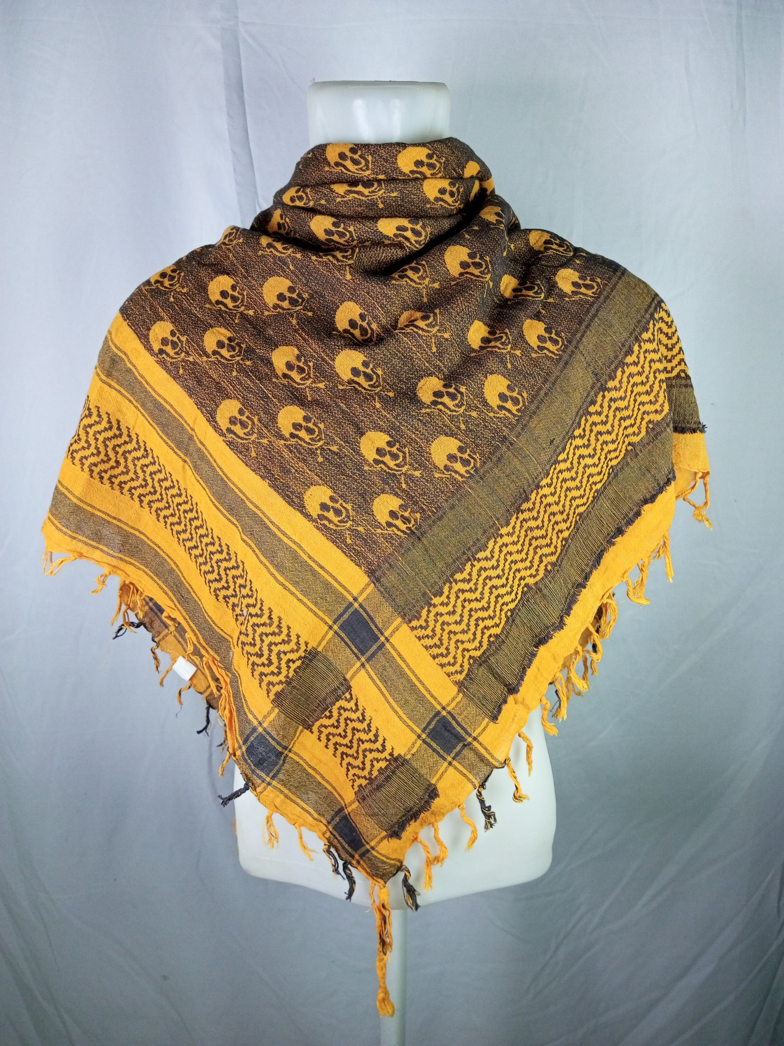 Japanese Brand Skulls scarf Inspired by Alexander Mcqueen Size ONE SIZE - 6 Thumbnail