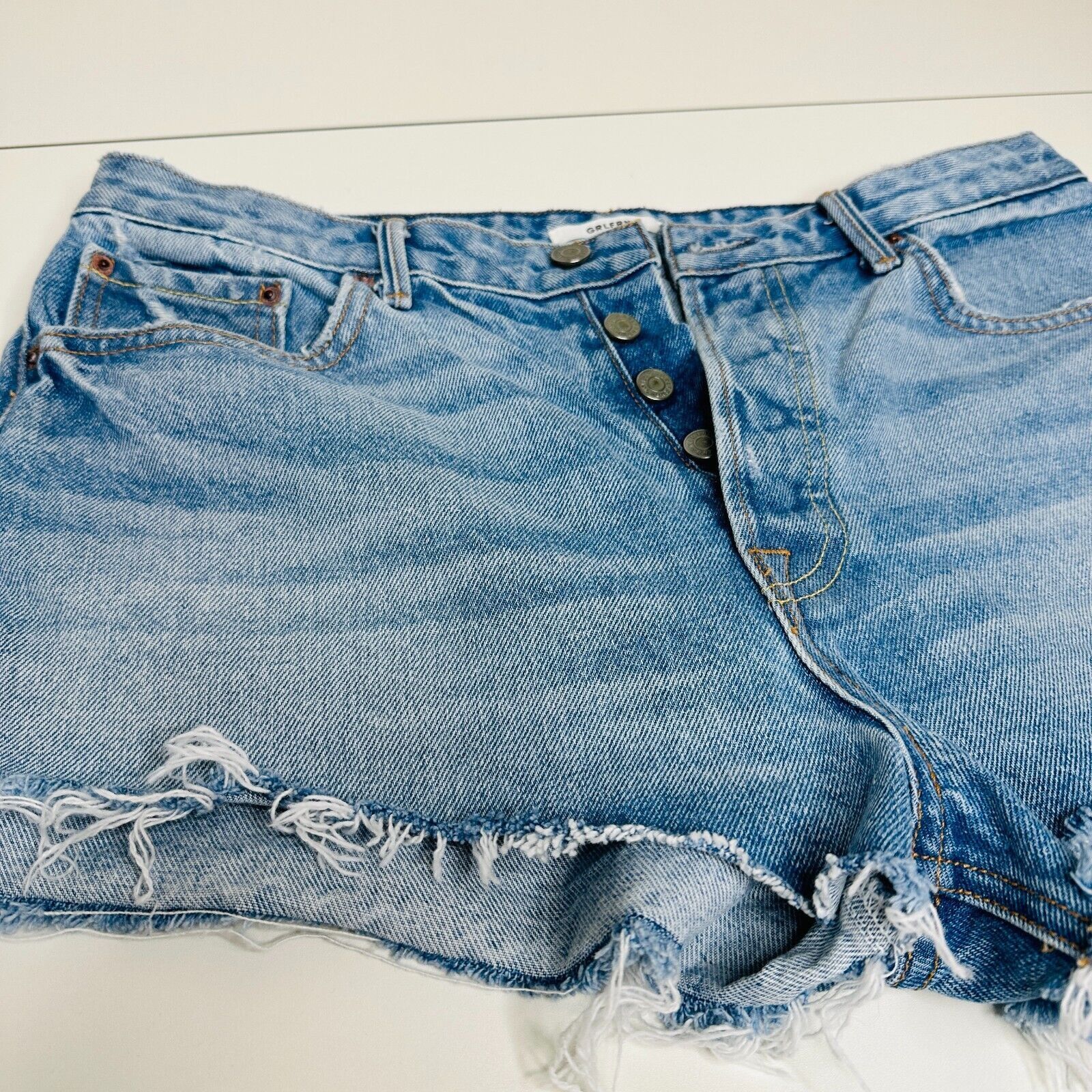 GRLFRND Grlfrnd Can't Get Enough Cindy Button Fly Raw Hem Shorts 31 Size 31" - 5 Thumbnail