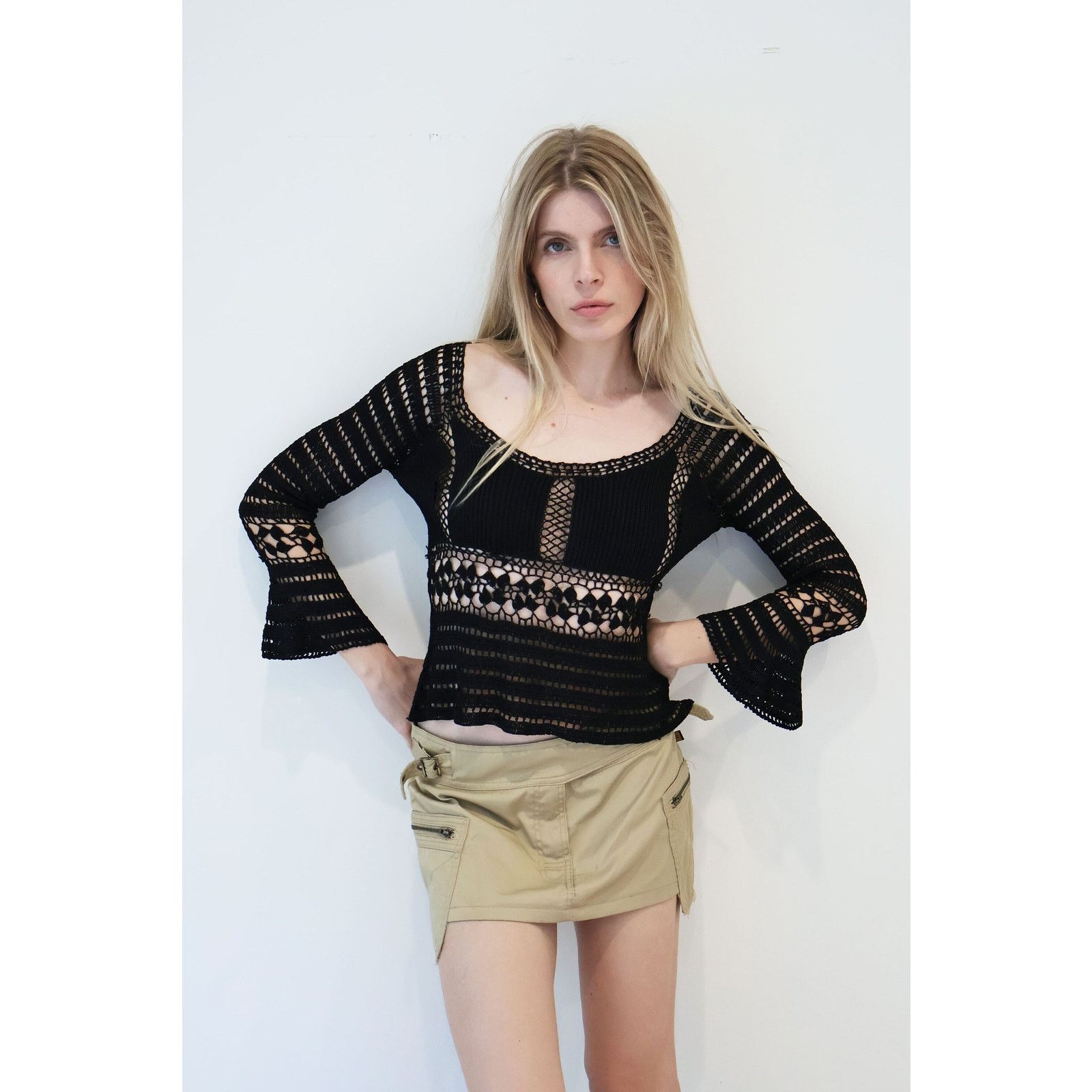 Vintage Y2K Vintage Black Crochet Knit Backless Top with Tie Back Size S / US 4 / IT 40 - 3 Thumbnail