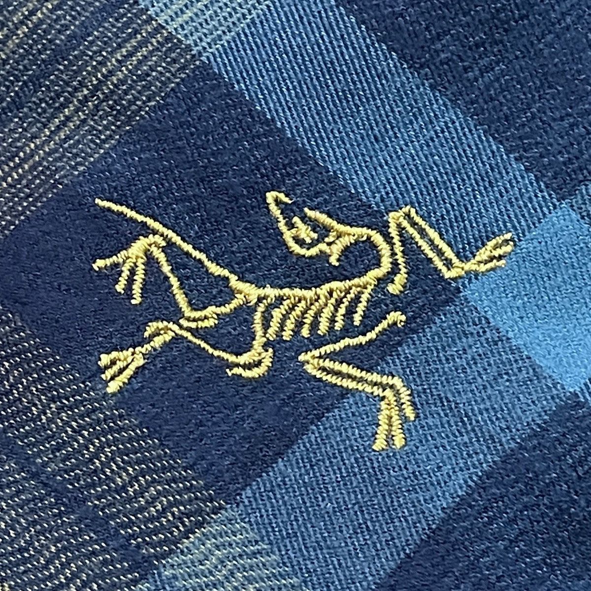 Arc'teryx Very Rare Brand Arcteryx Checkered Shirt 2000s Size US L / EU 52-54 / 3 - 9 Thumbnail