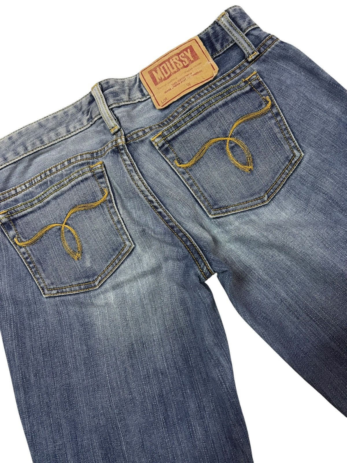 MOUSSY Vtg Moussy Japan Flared Distressed Jeans Size 28" / US 6 / IT 42 - 9 Thumbnail