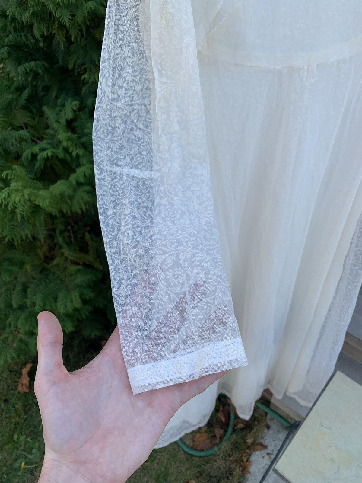 Vintage 1960s Lace Wedding Dress True Vintage Bridal Floor Length Size L / US 10 / IT 46 - 3 Thumbnail