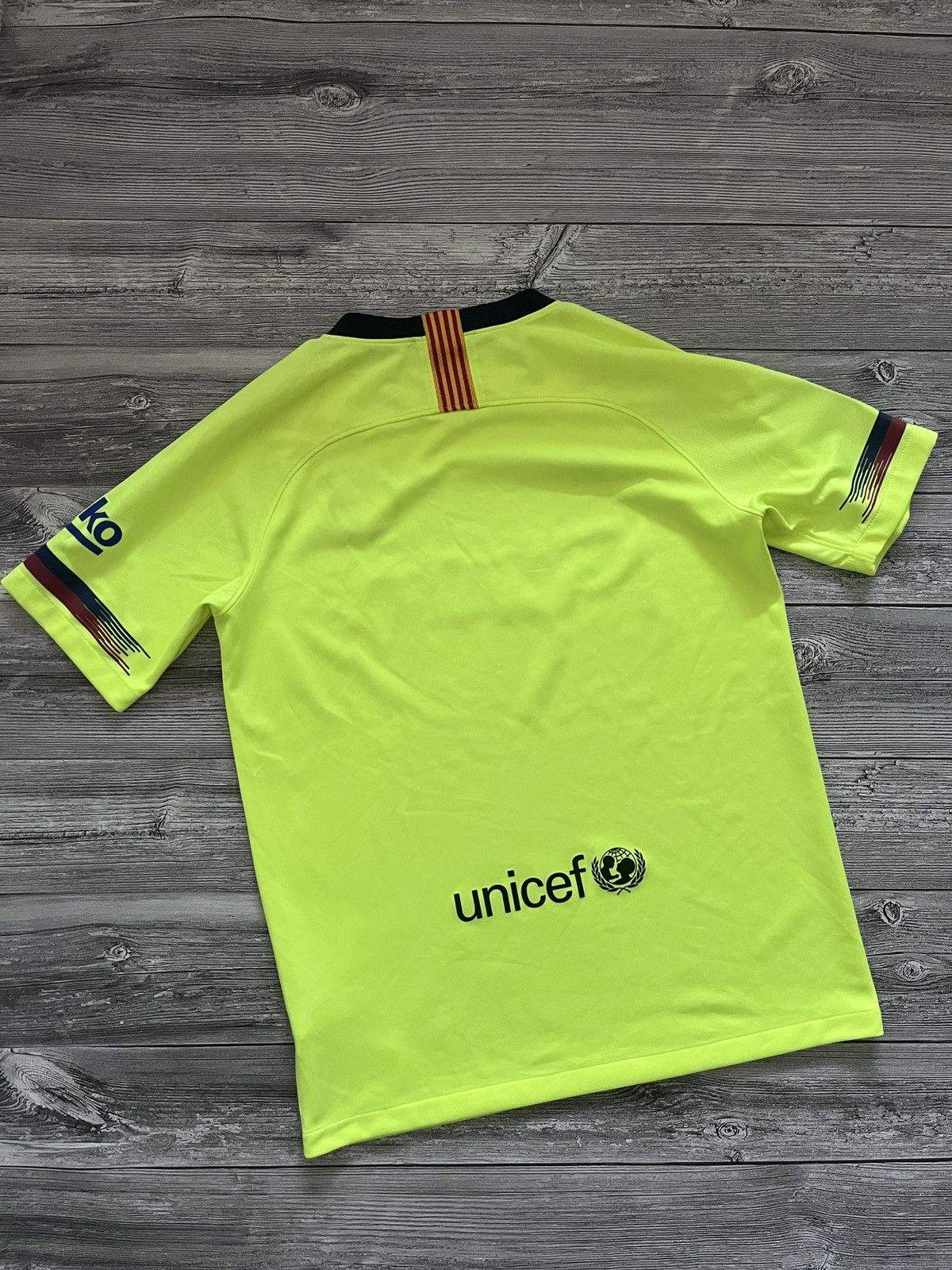 Nike FC Barcelona Nike Away Jersey Neon Yellow Dri-Fit Men’s S Size US S / EU 44-46 / 1 - 7 Thumbnail