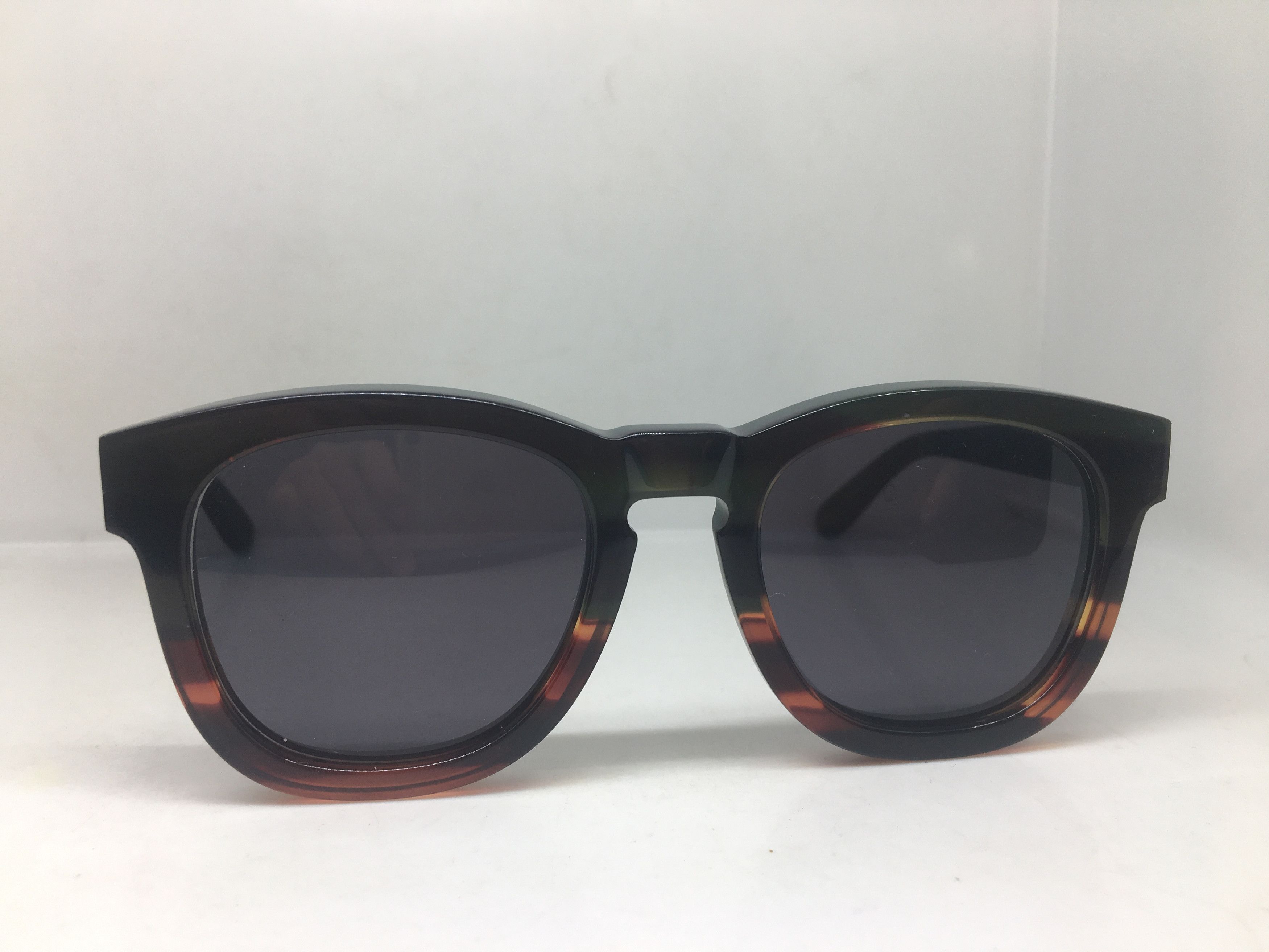 Wildfox Wildfox Classic Fox Brown Green Sunglasses Frame Size ONE SIZE - 1 Thumbnail