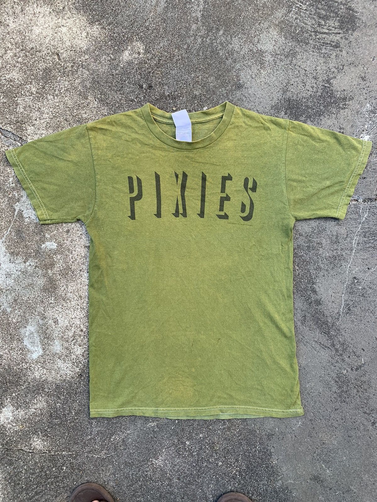 Pixies 2004 Tour With No Backhit