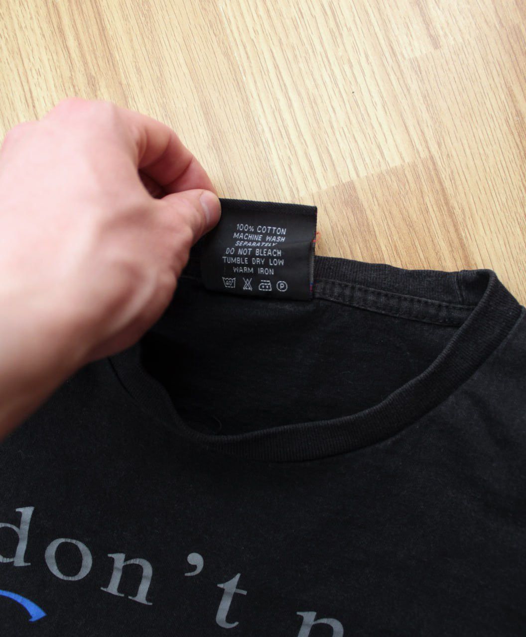 Microsoft 🔥 I don’t need Google Humor Y2K T Shirt Apple Microsoft Size US XL / EU 56 / 4 - 4 Thumbnail