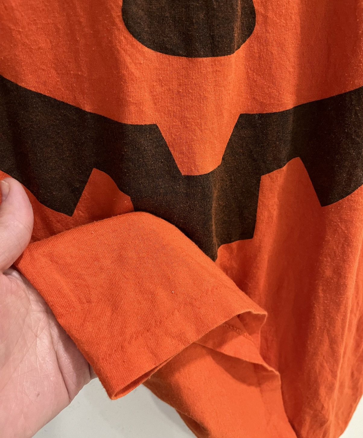 Vintage Vintage 80s Halloween Pumpkin Single Stitch Tshirt Size US XL / EU 56 / 4 - 4 Thumbnail