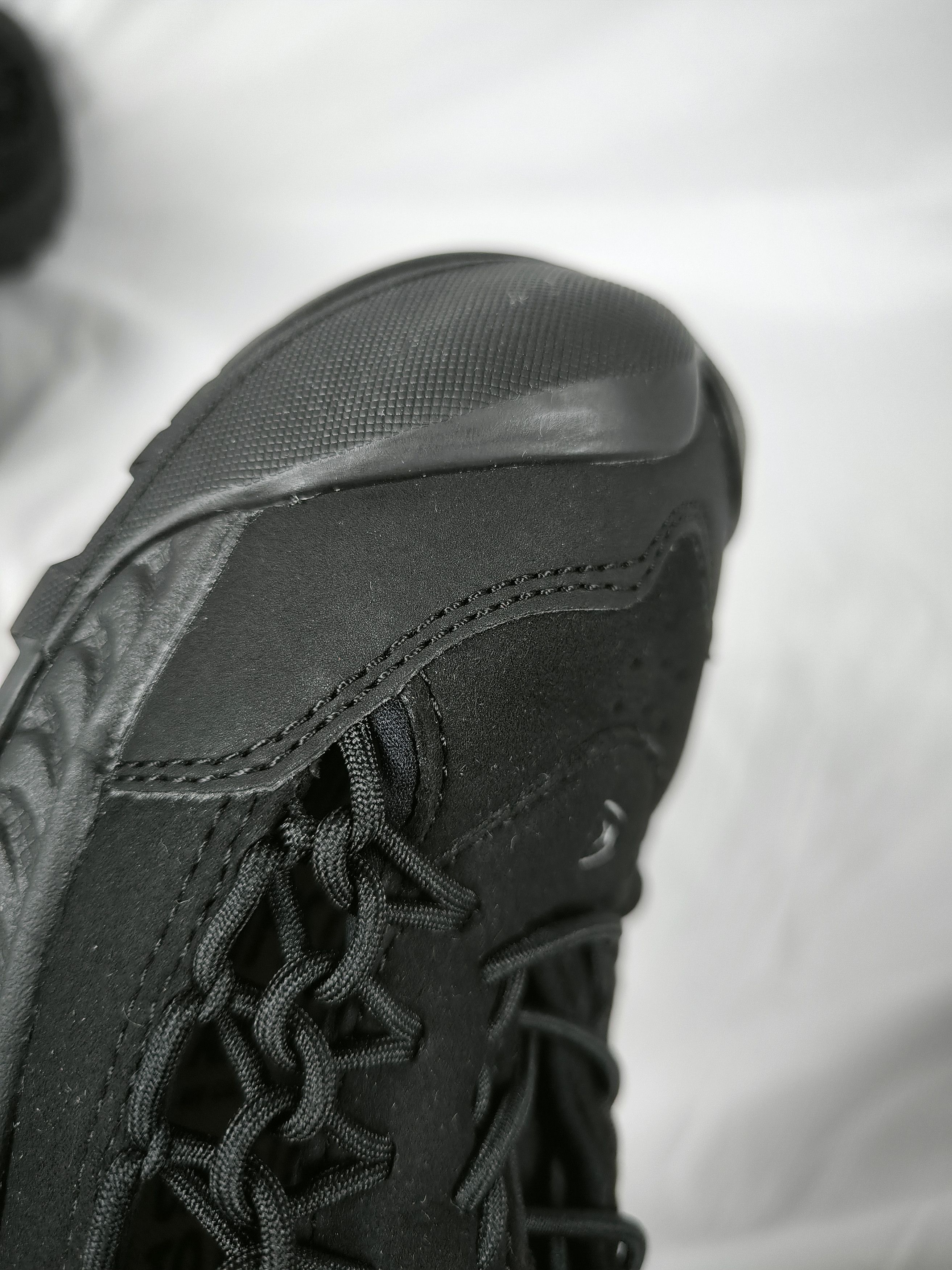 KEEN Uneek NXIS Size US 10 / EU 43 - 25 Thumbnail