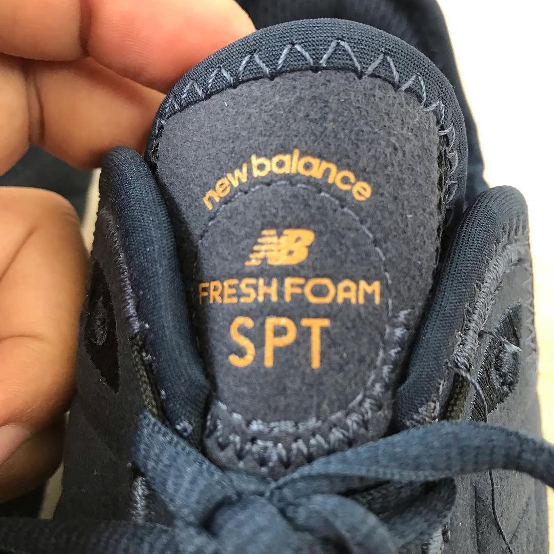 Reebok New Balance Fresh Foam Navy Blue New Balance Men's Fresh Size US 8.5 / EU 41-42 - 7 Thumbnail