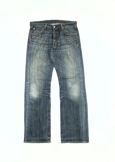 Levi's Vintage Levi's 501 Faded Blue Distressed Jeans 34x31 Size US 34 / EU 50 - 1 Thumbnail