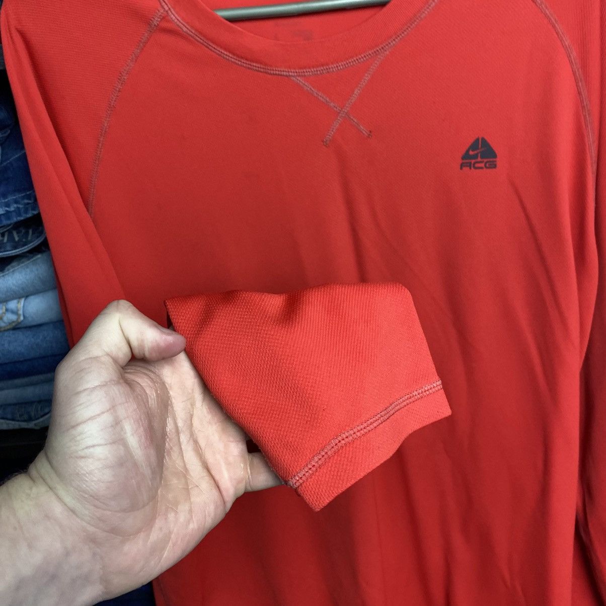 Nike ACG Vintage Nike Acg Small logo y2k dri fit longsleeve size L Size US L / EU 52-54 / 3 - 5 Thumbnail