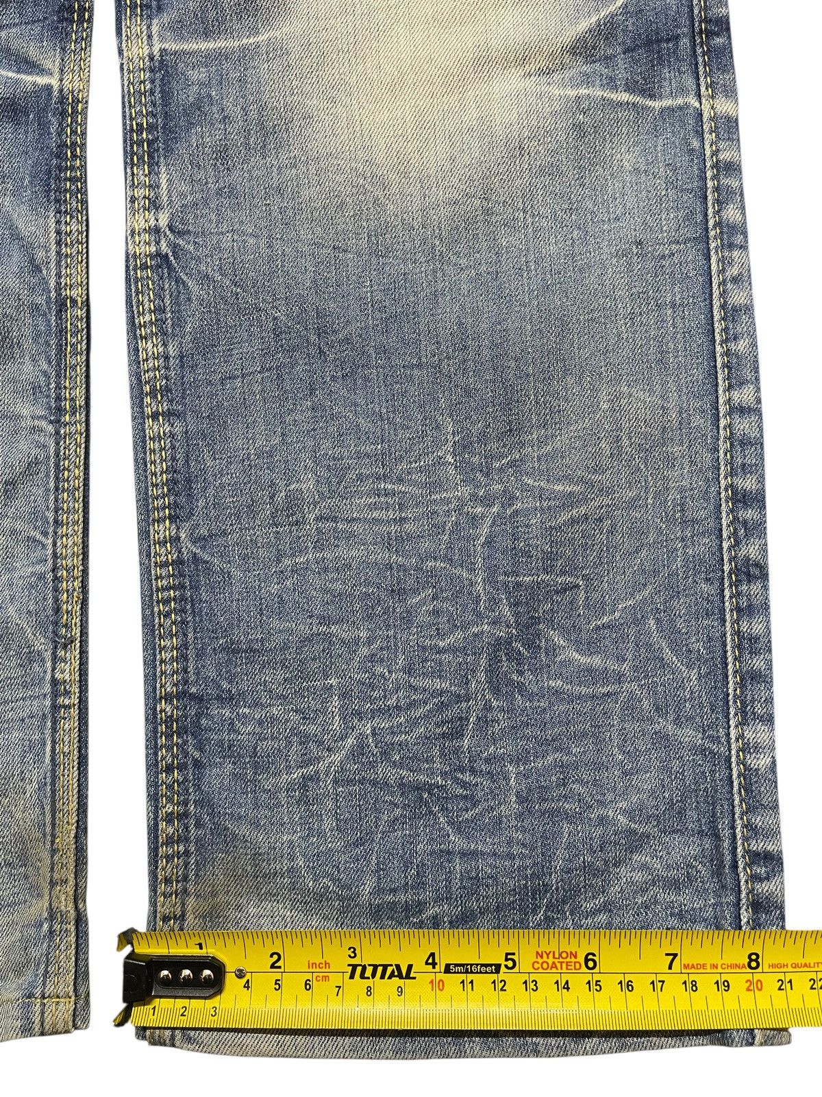 Nicole Club Vintage Nicole Club Mud Wash Faded Whisker Style Loose Jeans Size US 32 / EU 48 - 16 Thumbnail
