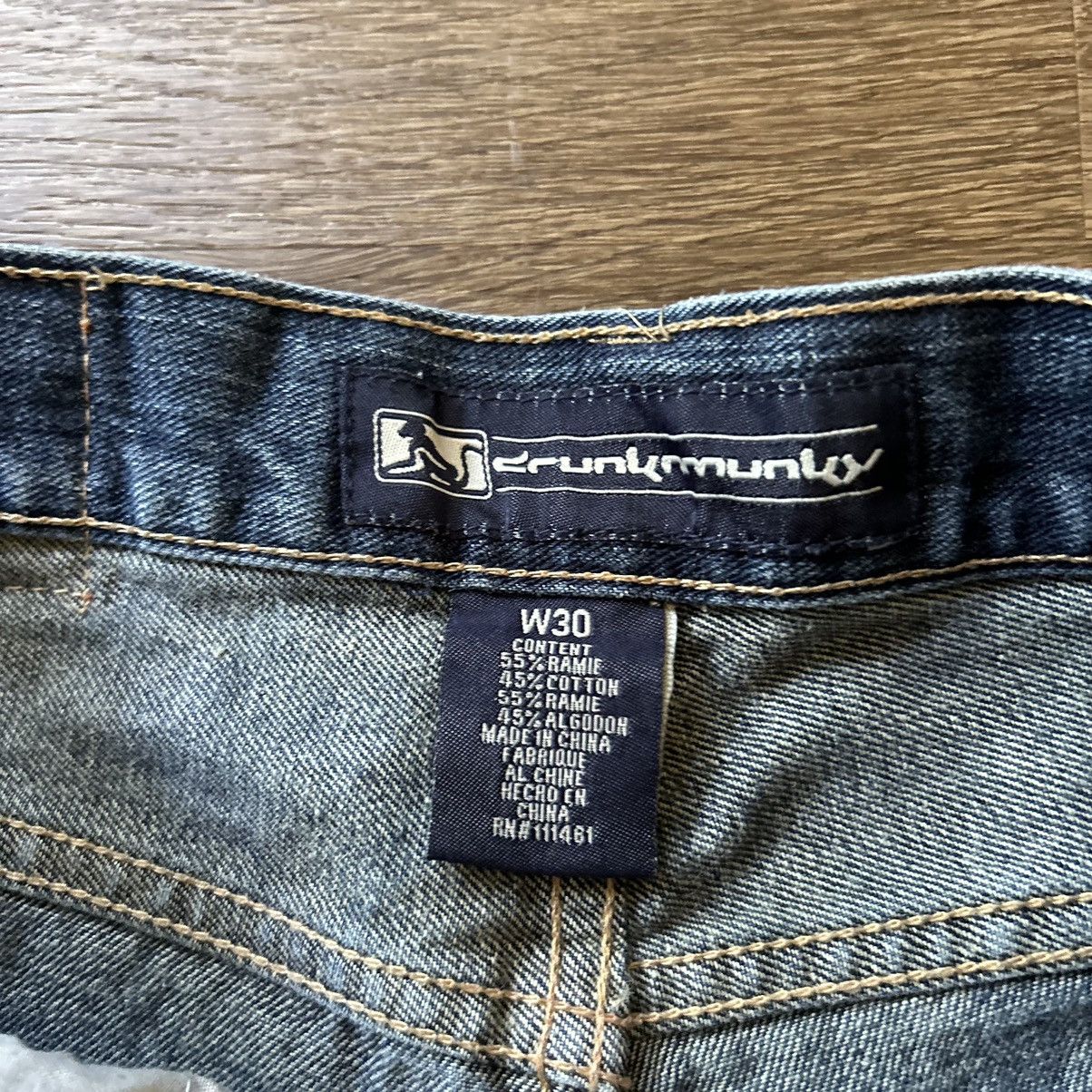 Vintage CrunkMunky Y2K Street Jorts Size US 30 / EU 46 - 2 Thumbnail