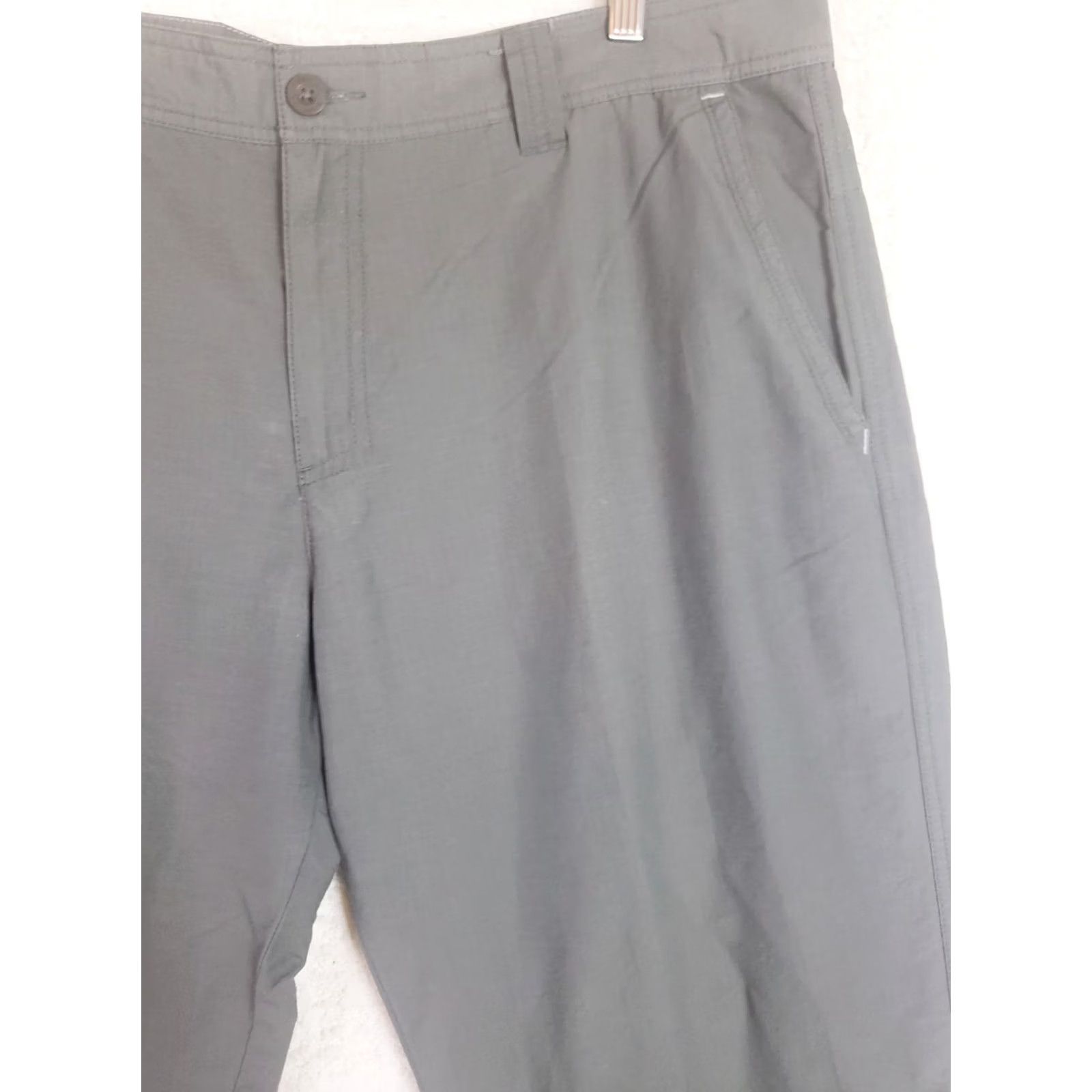 Vintage Columbia Sportswear Pants Men 40x30 Green Outdoor Hiking Relaxed Straight Flat Front Zip Pockets Water Resistant Size US 40 / EU 56 - 4 Thumbnail