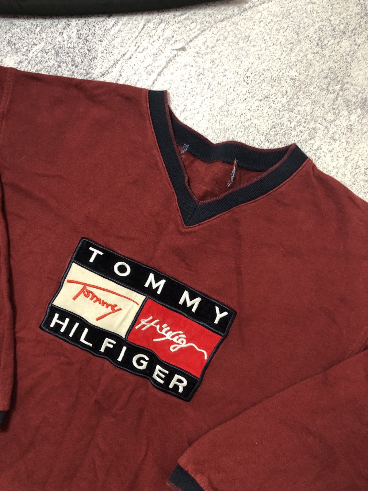 Tommy Hilfiger Men’s sweater big logo Tommy Hilfiger usa vintage Size US XL / EU 56 / 4 - 5 Thumbnail