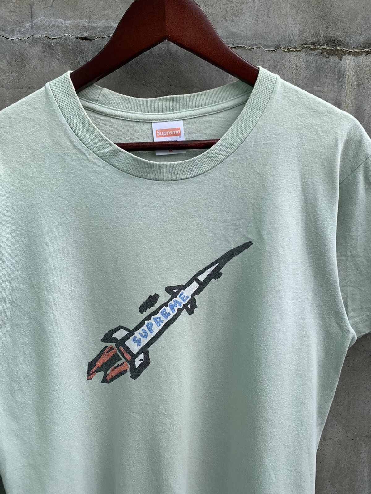 Supreme FW15 Rocket Tee Size US M / EU 48-50 / 2 - 2 Thumbnail