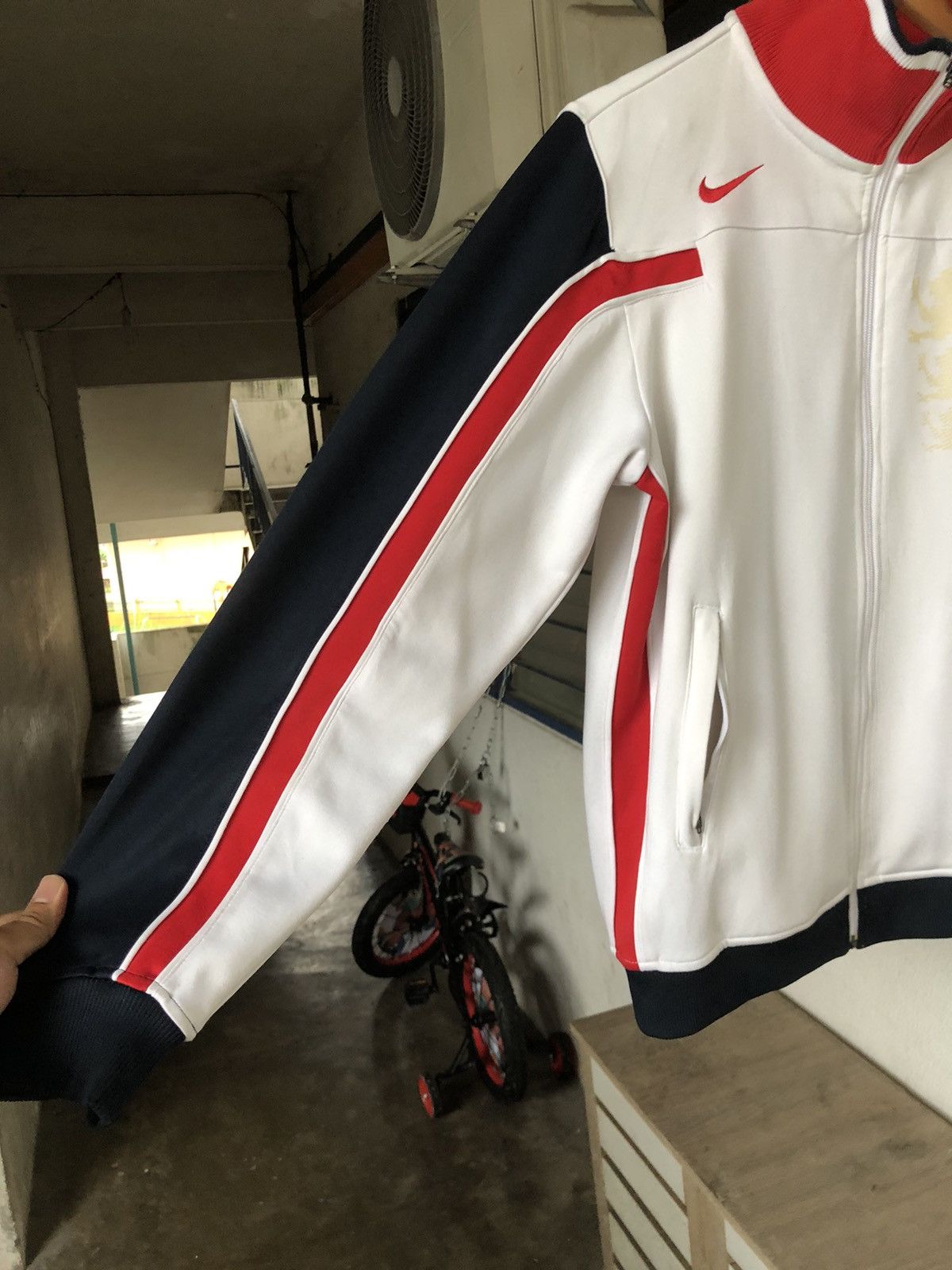 Nike Rare❗️2010 Nike England Tree Lion Tracktop Jacket Size US S / EU 44-46 / 1 - 11 Thumbnail