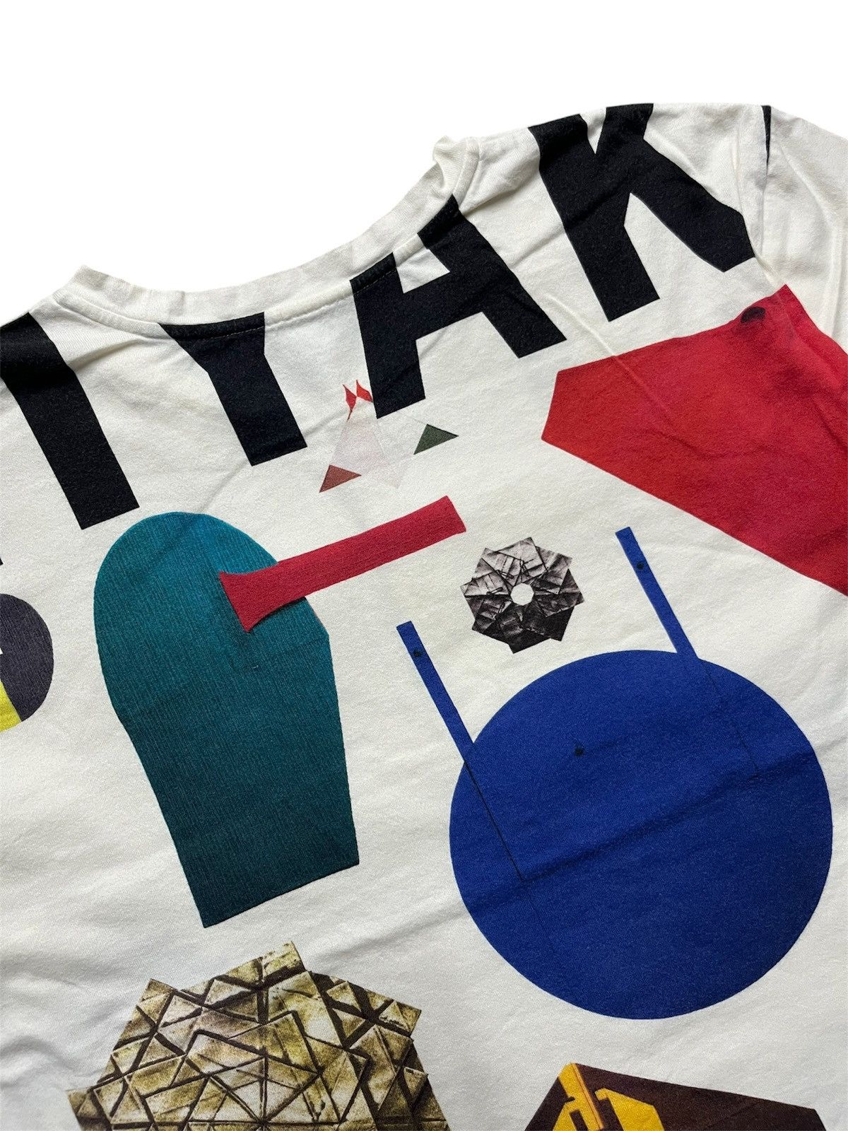 Issey Miyake 2016 Limited Edition Issey Miyake Tokyo Exhibition T-Shirt Size US XL / EU 56 / 4 - 6 Thumbnail