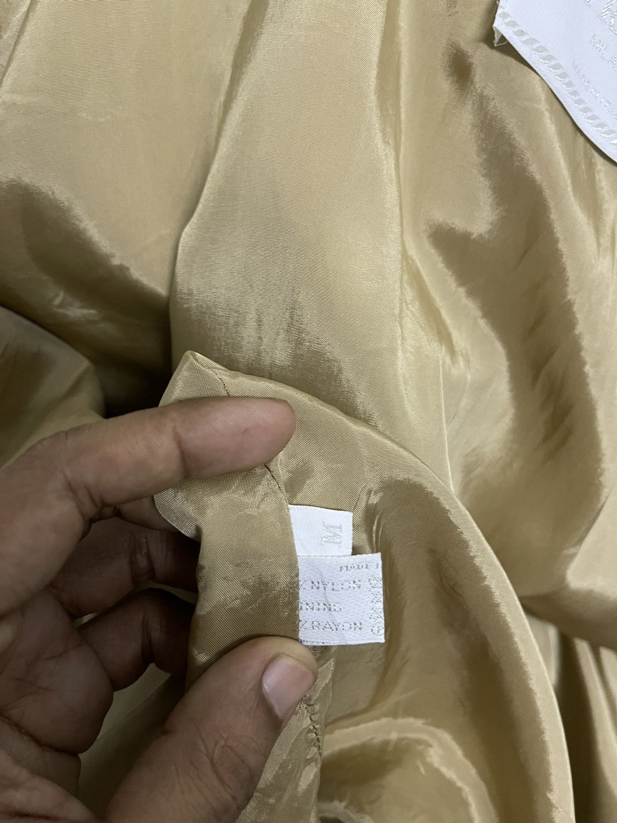 Prada SS99 PRADA MILANO NYLON TRENCH COAT SUN FADED Size M / US 6-8 / IT 42-44 - 19 Thumbnail