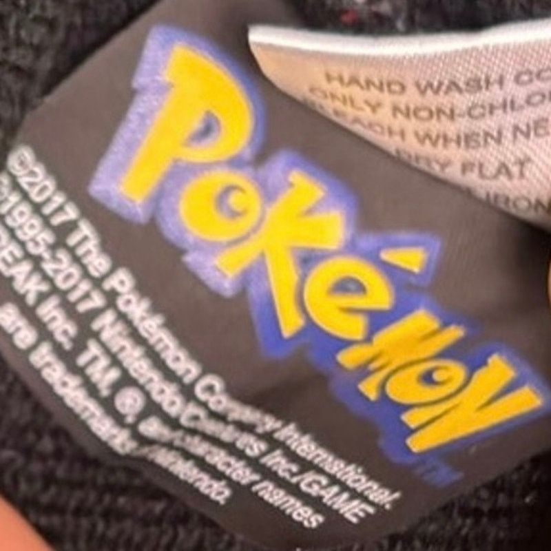 Pokemon Red Pokémon Poké Ball Beanie Size ONE SIZE - 5 Thumbnail
