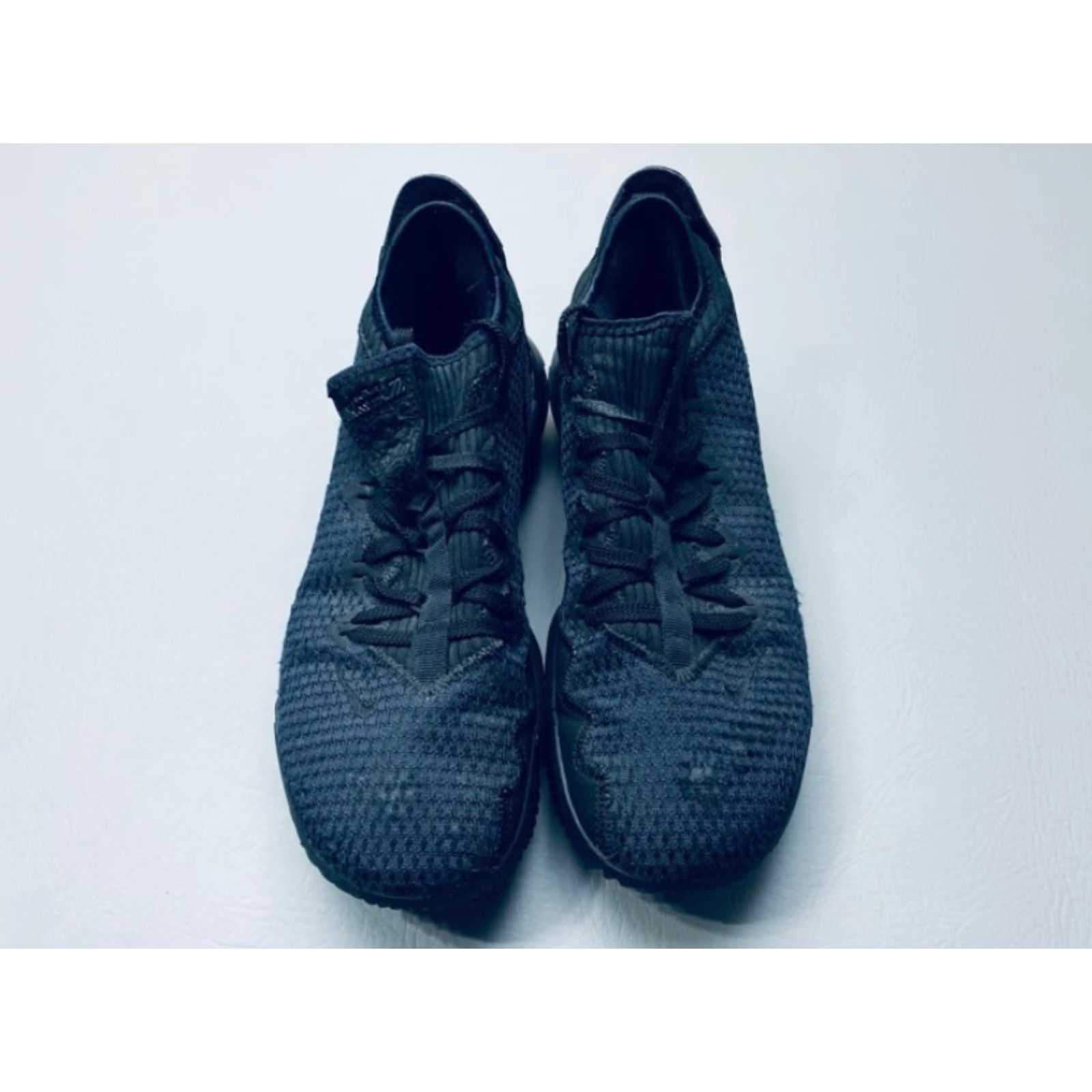 Nike VINTAGE Nike Mens LeBron 16 Low Triple Black Lace Up Size 11 CI2668-002 *FLAWS Size ONE SIZE - 4 Thumbnail