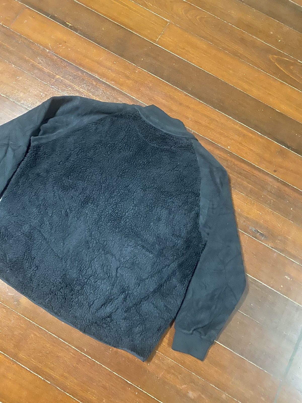 Uniqlo × White Mountaineering UNIQLO WHITE MOUNTAINEERING XL SIZE BLACK PILE FLEECE JACKET Size US XL / EU 56 / 4 - 10 Thumbnail