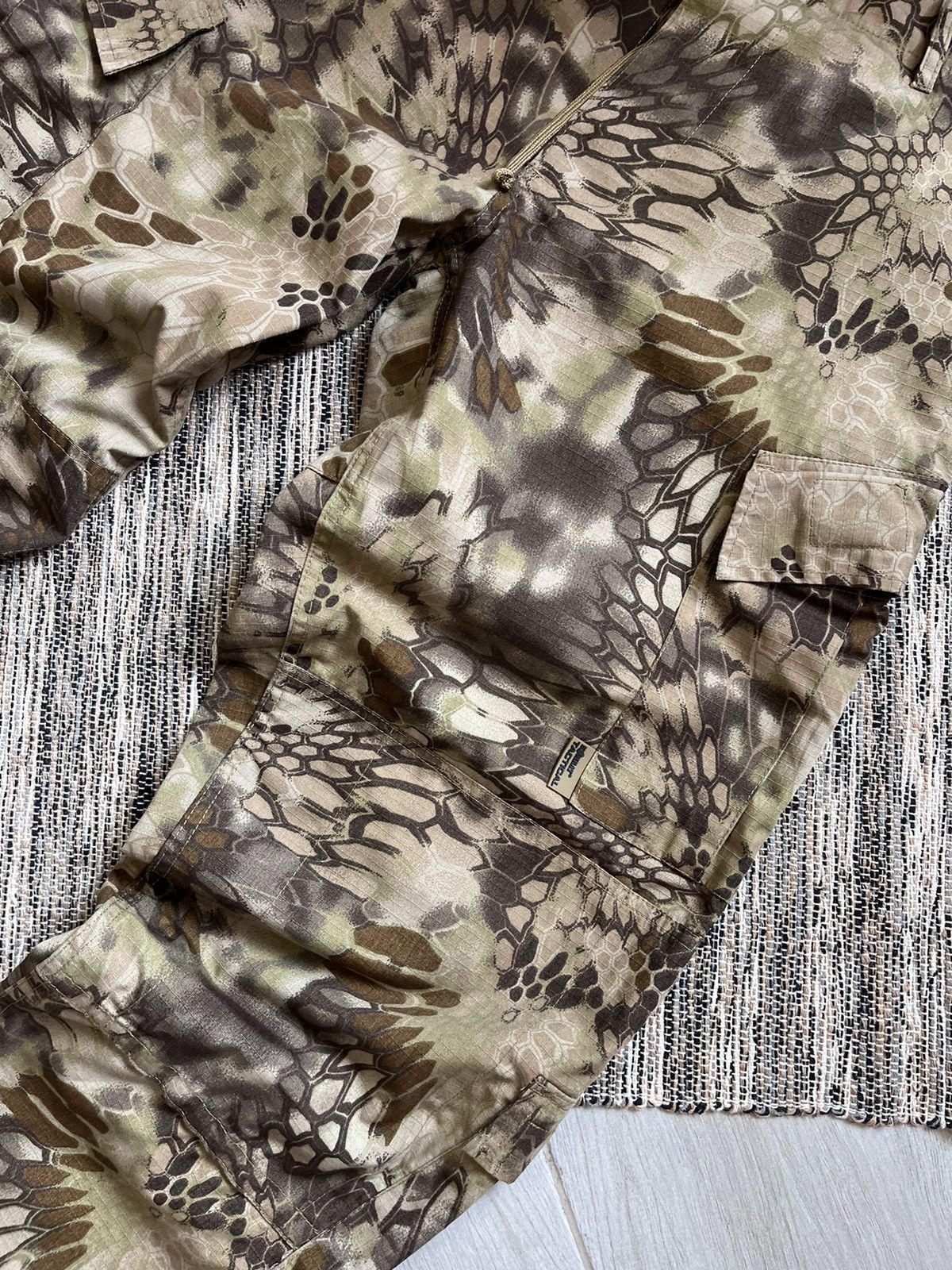 Vintage Vintage Camo trousers pants cargo drawstrings snake skin Size US 32 / EU 48 - 5 Thumbnail